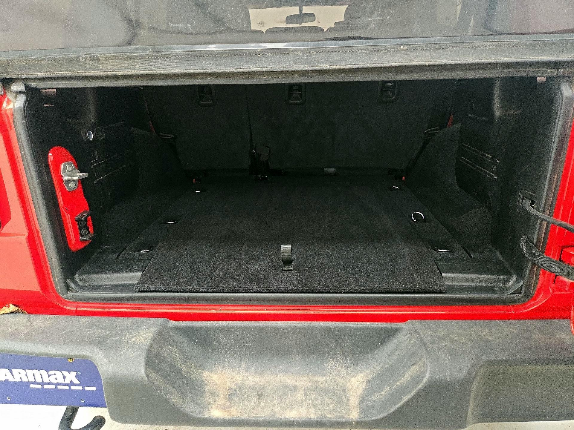 Thumbnail: 2023 Jeep Wrangler - 20