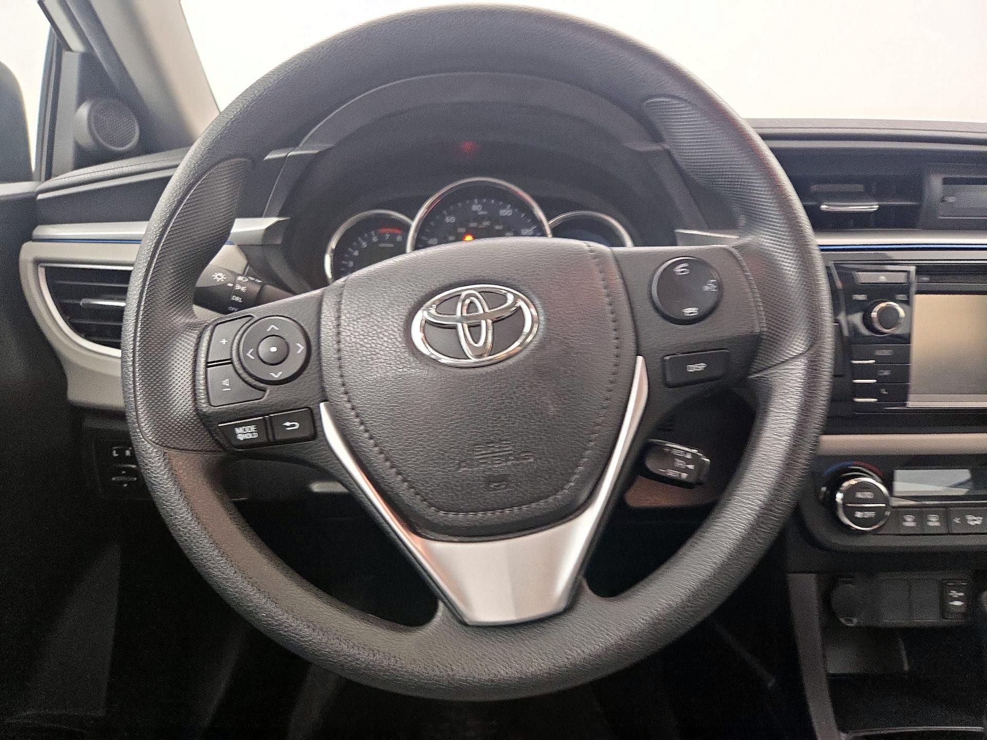 Thumbnail: 2016 Toyota Corolla - 10