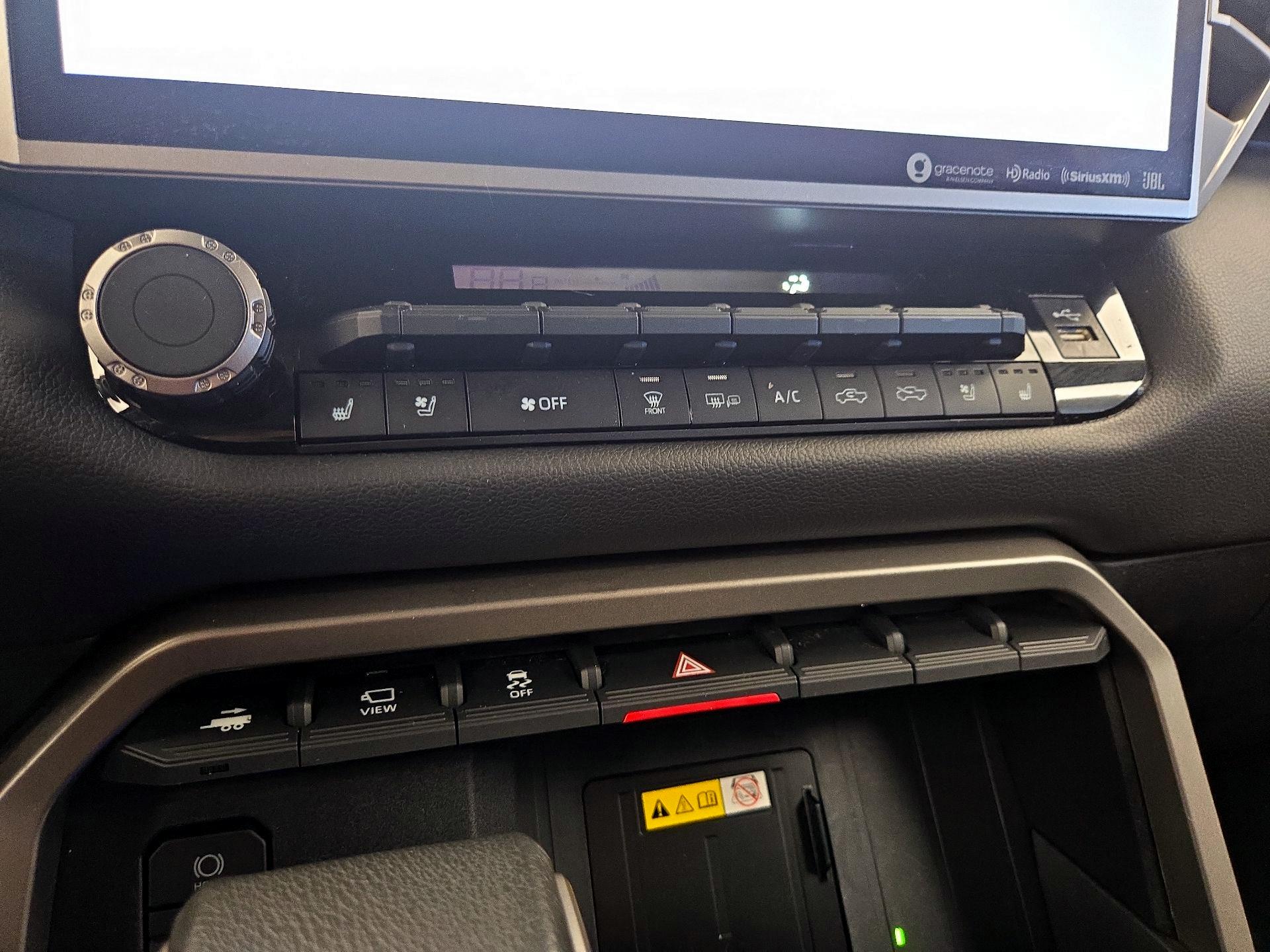 Thumbnail: 2024 Toyota Tundra - 16