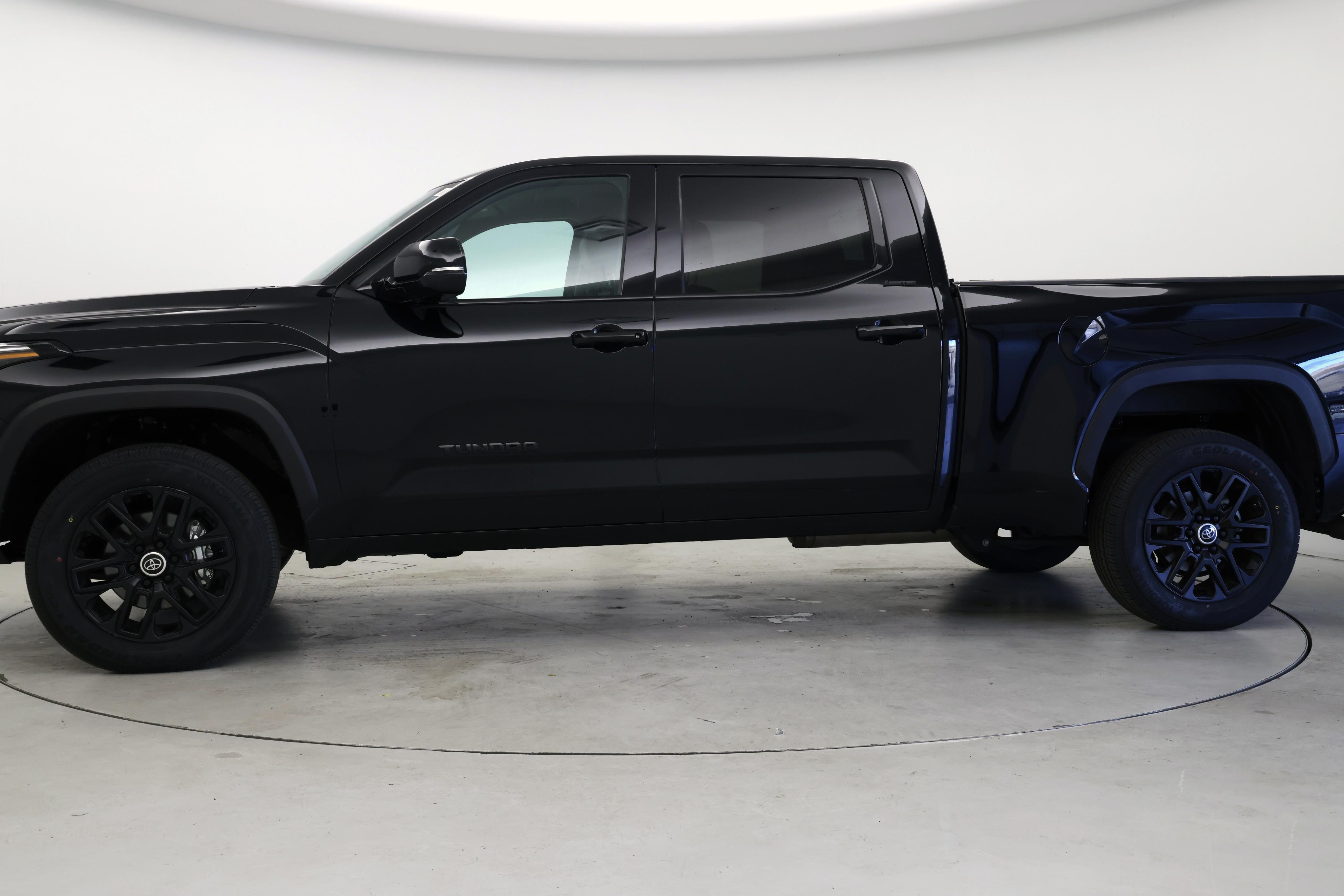 Thumbnail: 2024 Toyota Tundra - 3