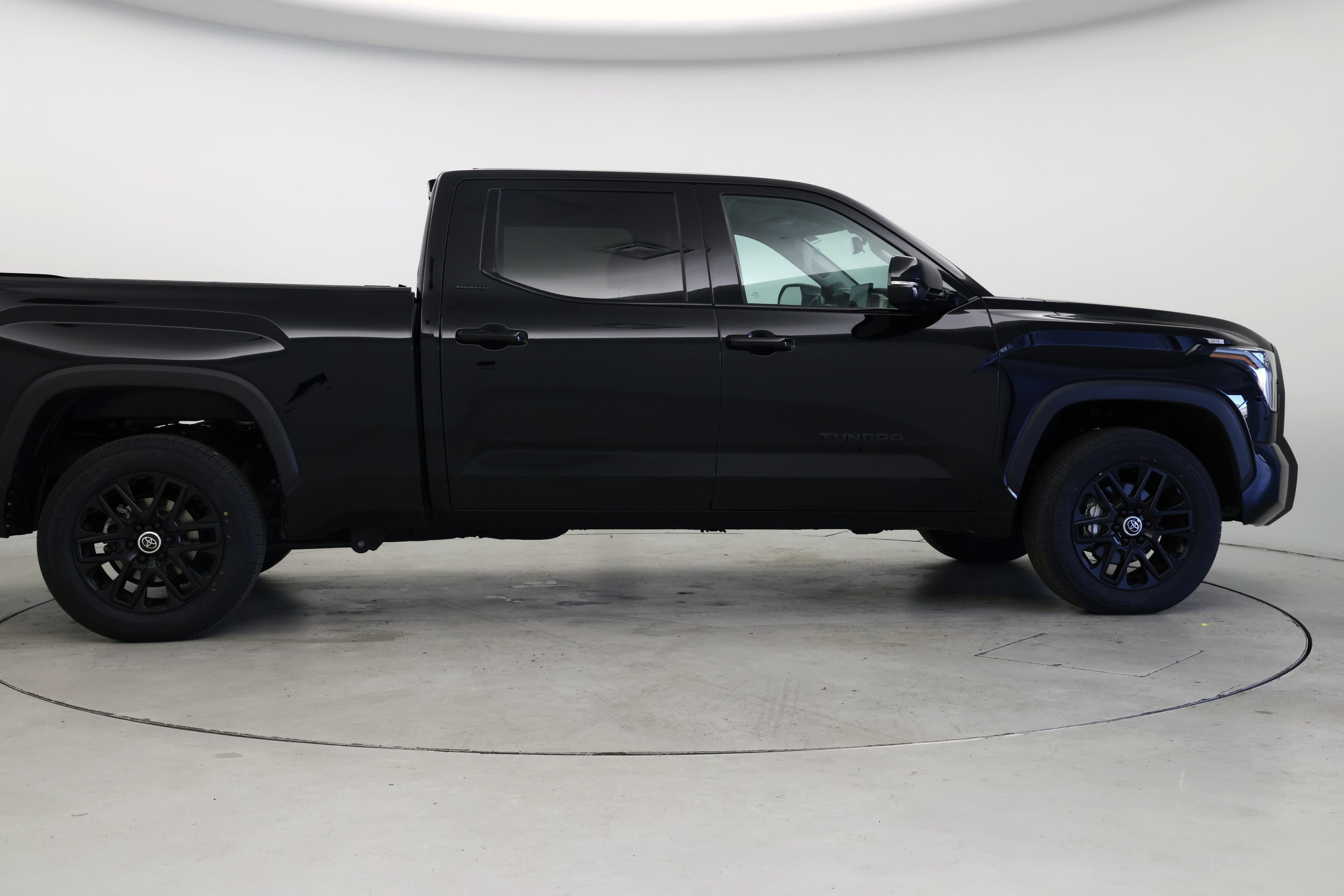 Thumbnail: 2024 Toyota Tundra - 7