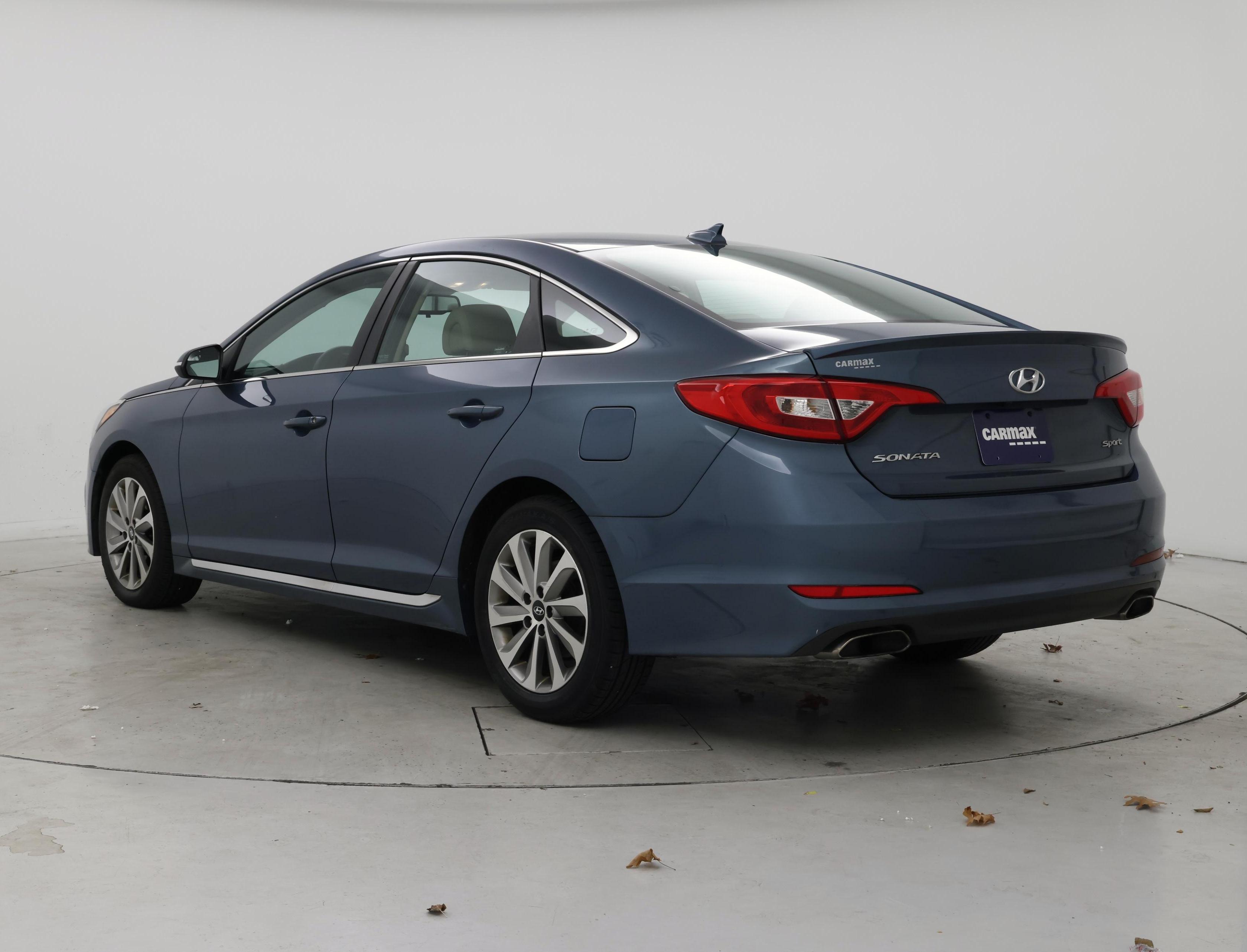 Thumbnail: 2017 Hyundai Sonata - 2