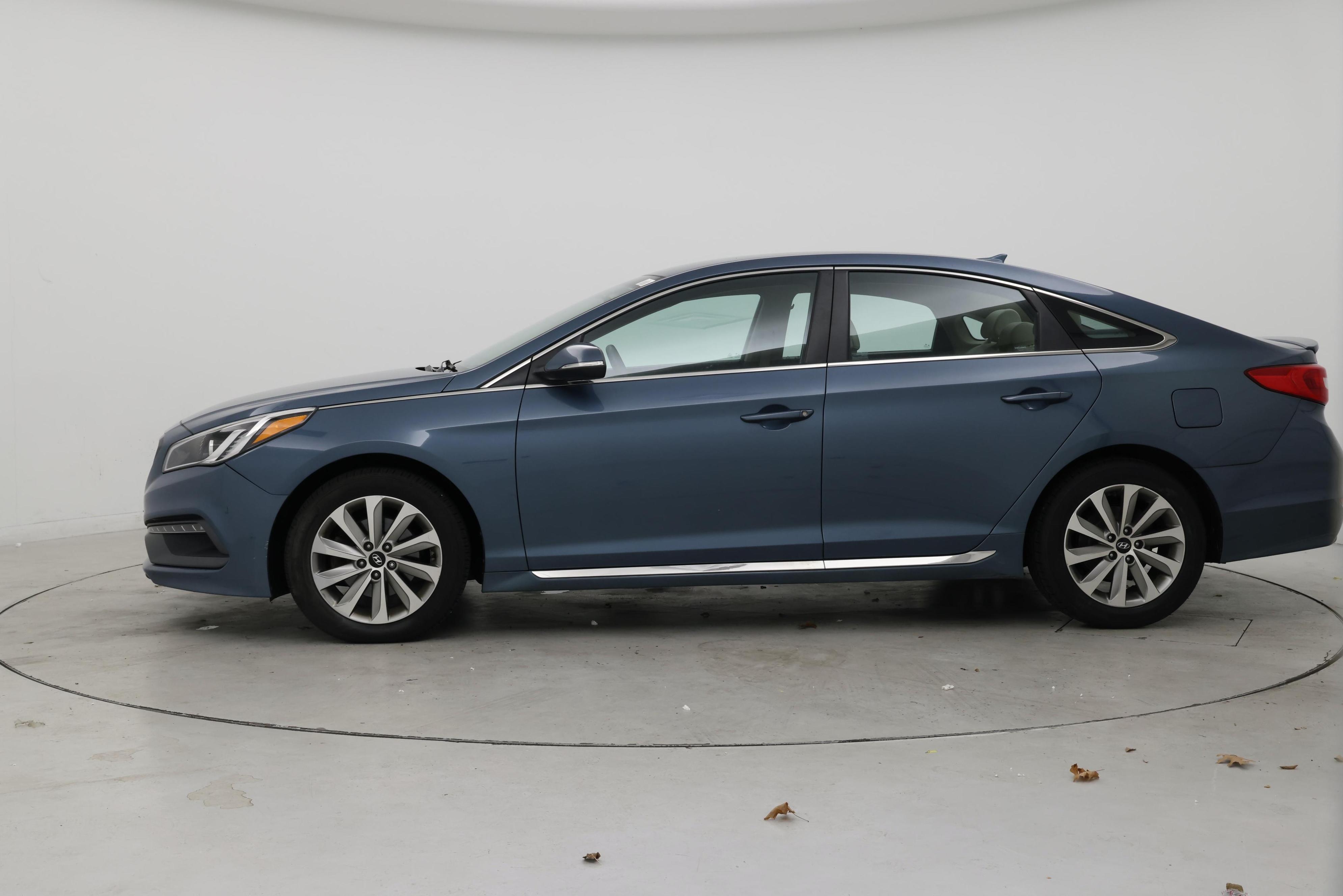 Thumbnail: 2017 Hyundai Sonata - 3