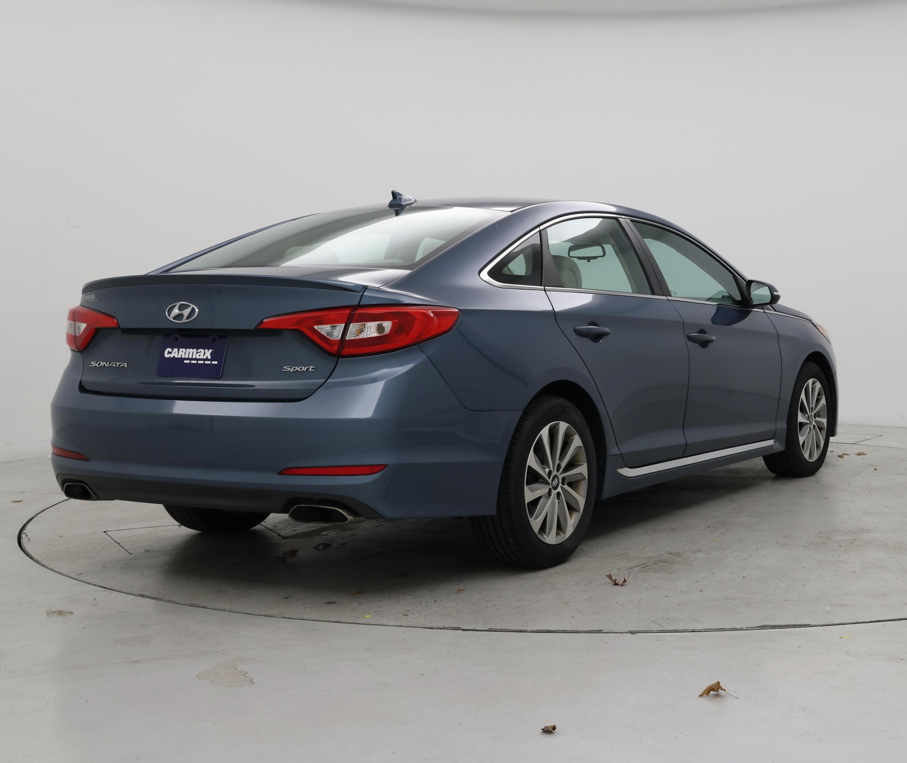 Thumbnail: 2017 Hyundai Sonata - 8