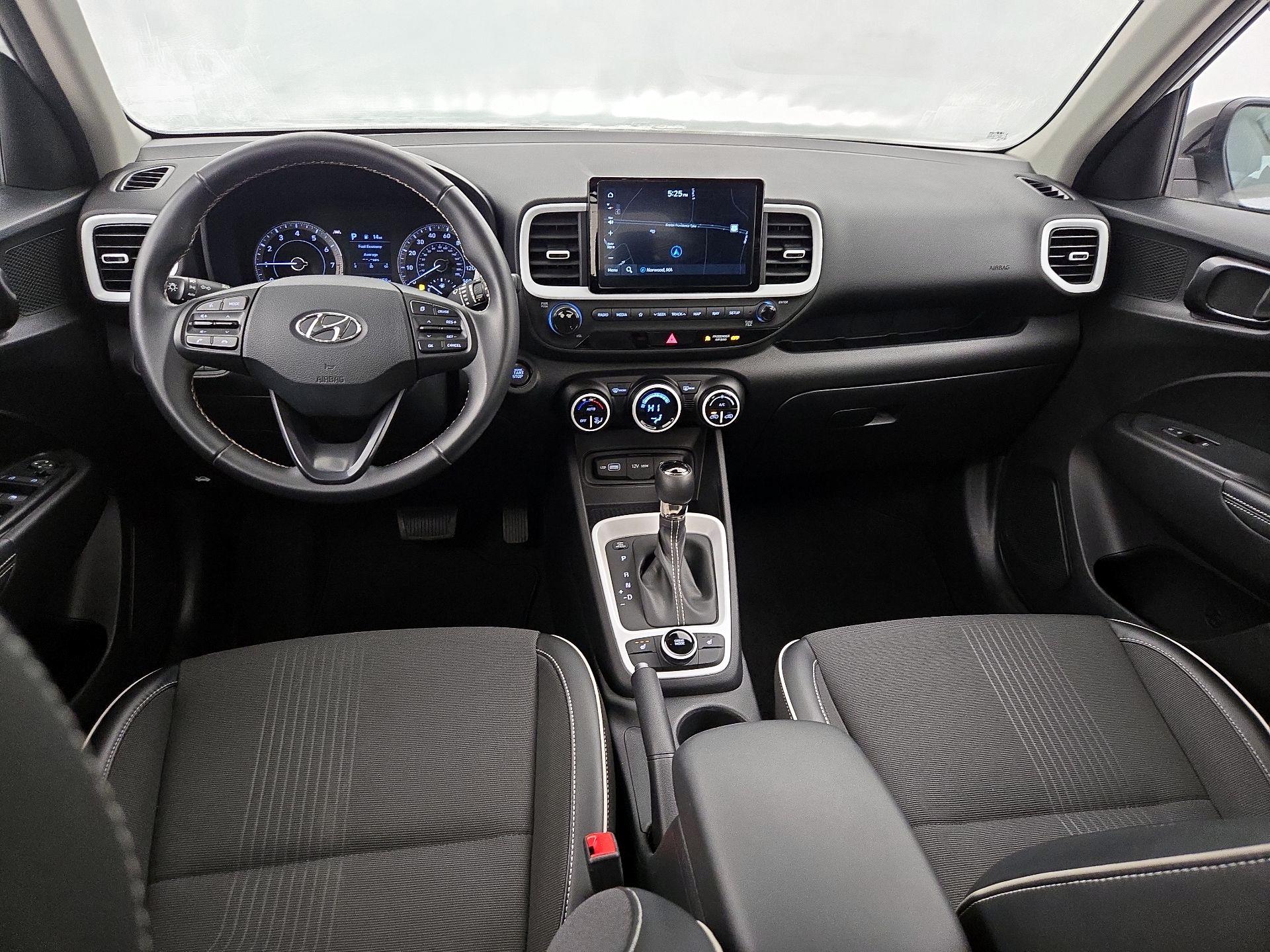 Thumbnail: 2022 Hyundai Venue - 9