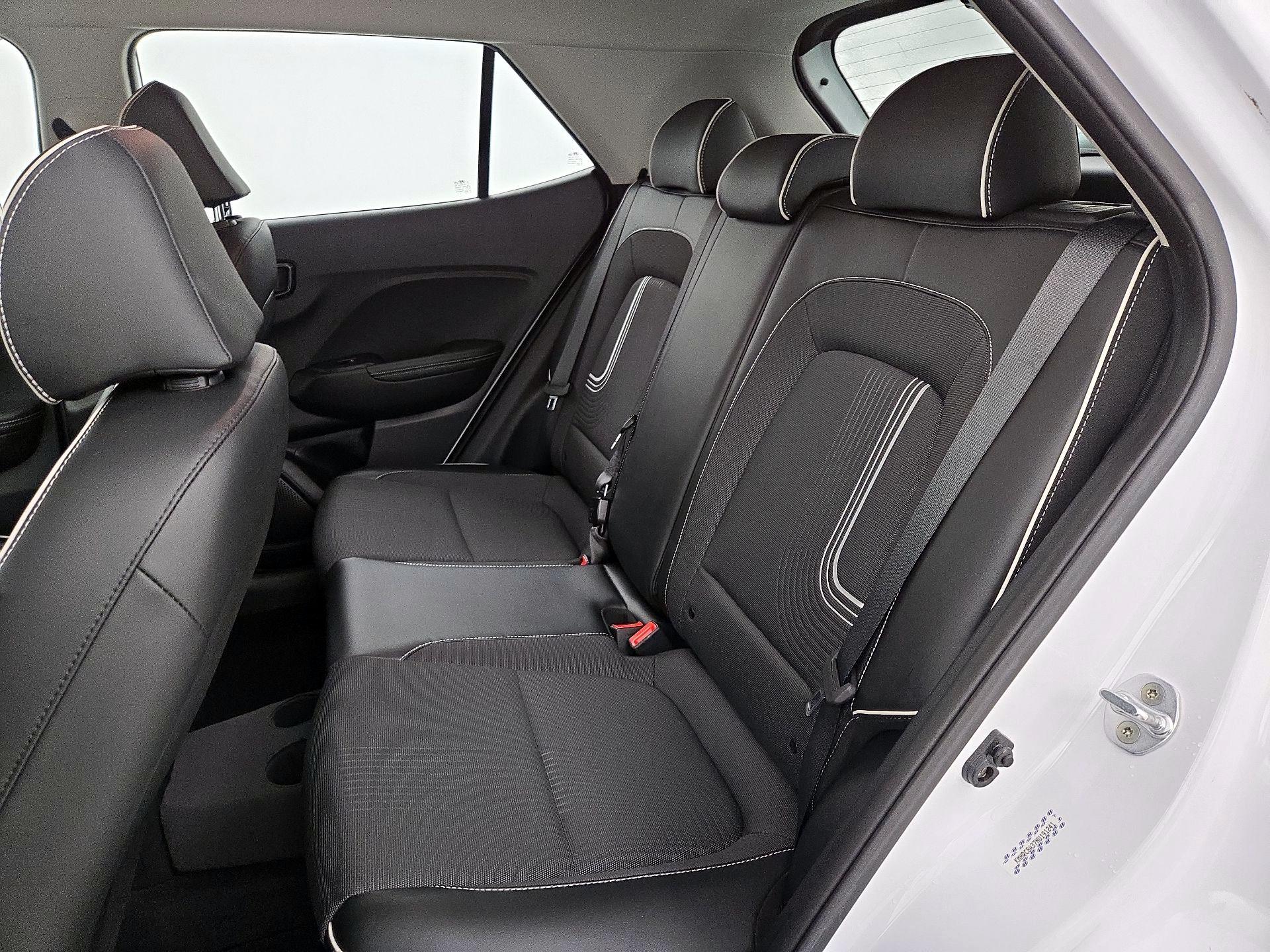 Thumbnail: 2022 Hyundai Venue - 20