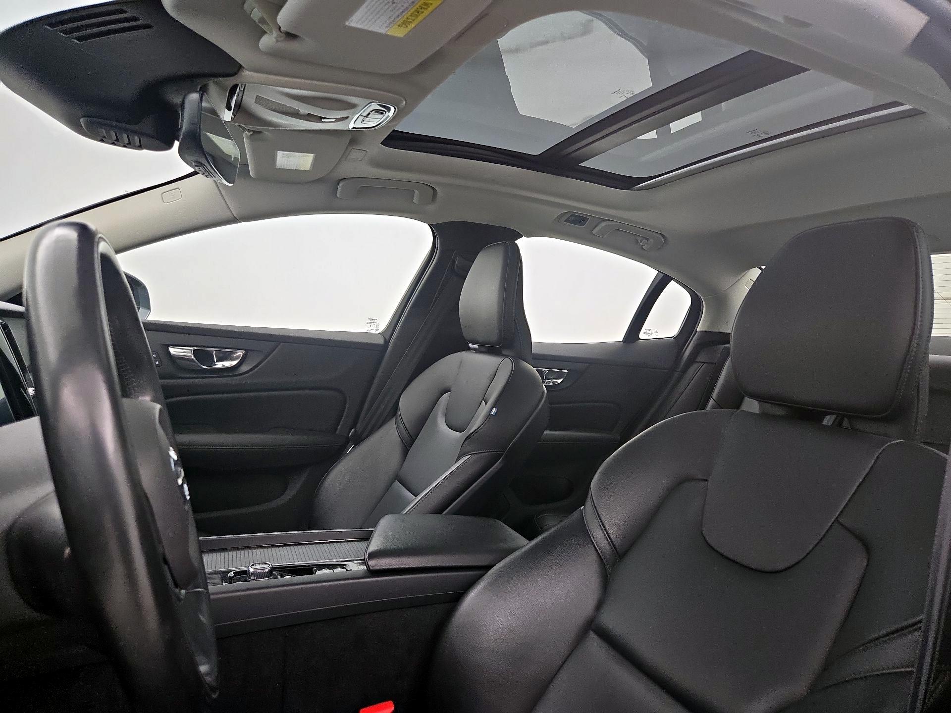 Thumbnail: 2020 Volvo S60 - 20