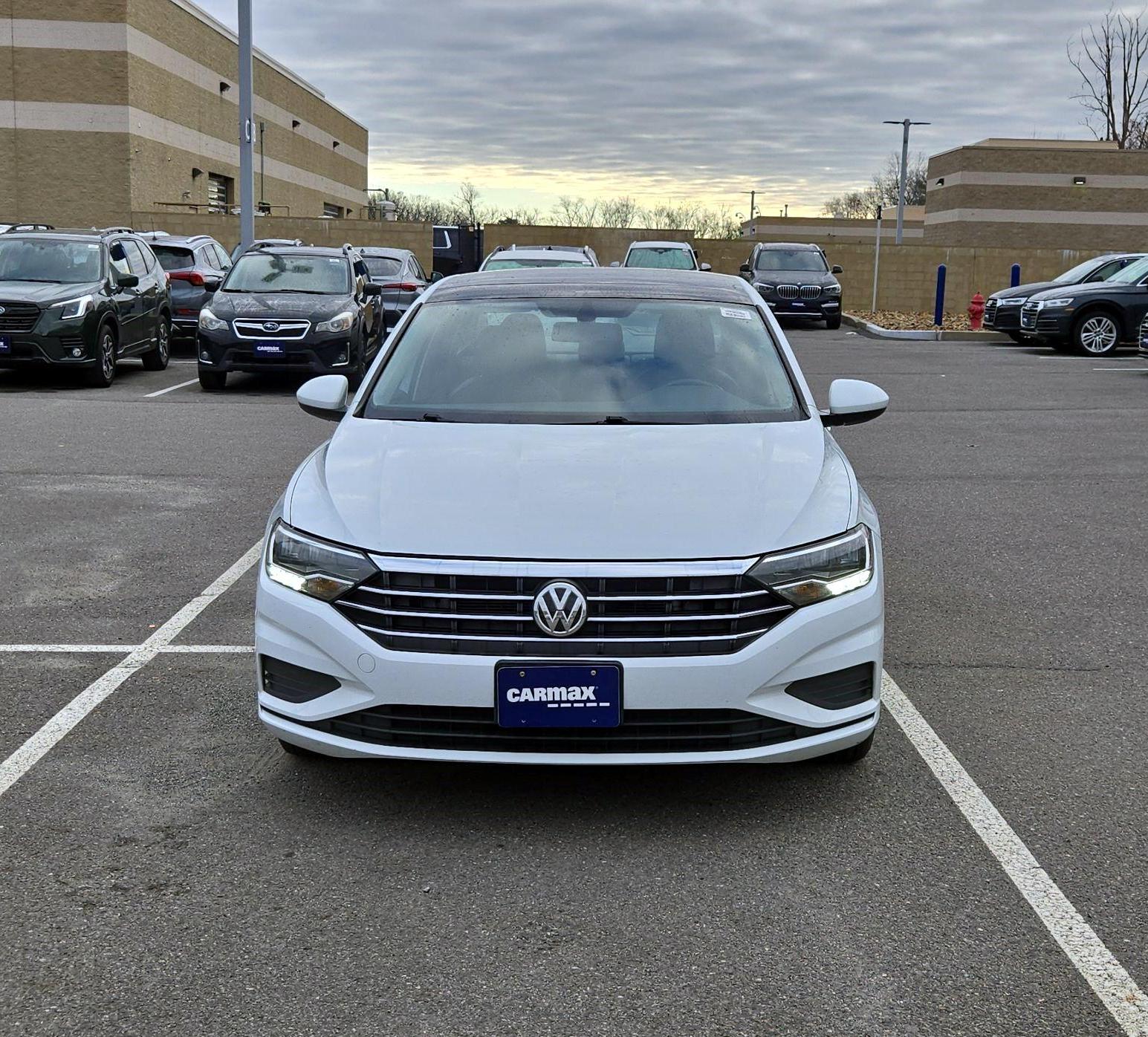 Thumbnail: 2019 Volkswagen Jetta - 2