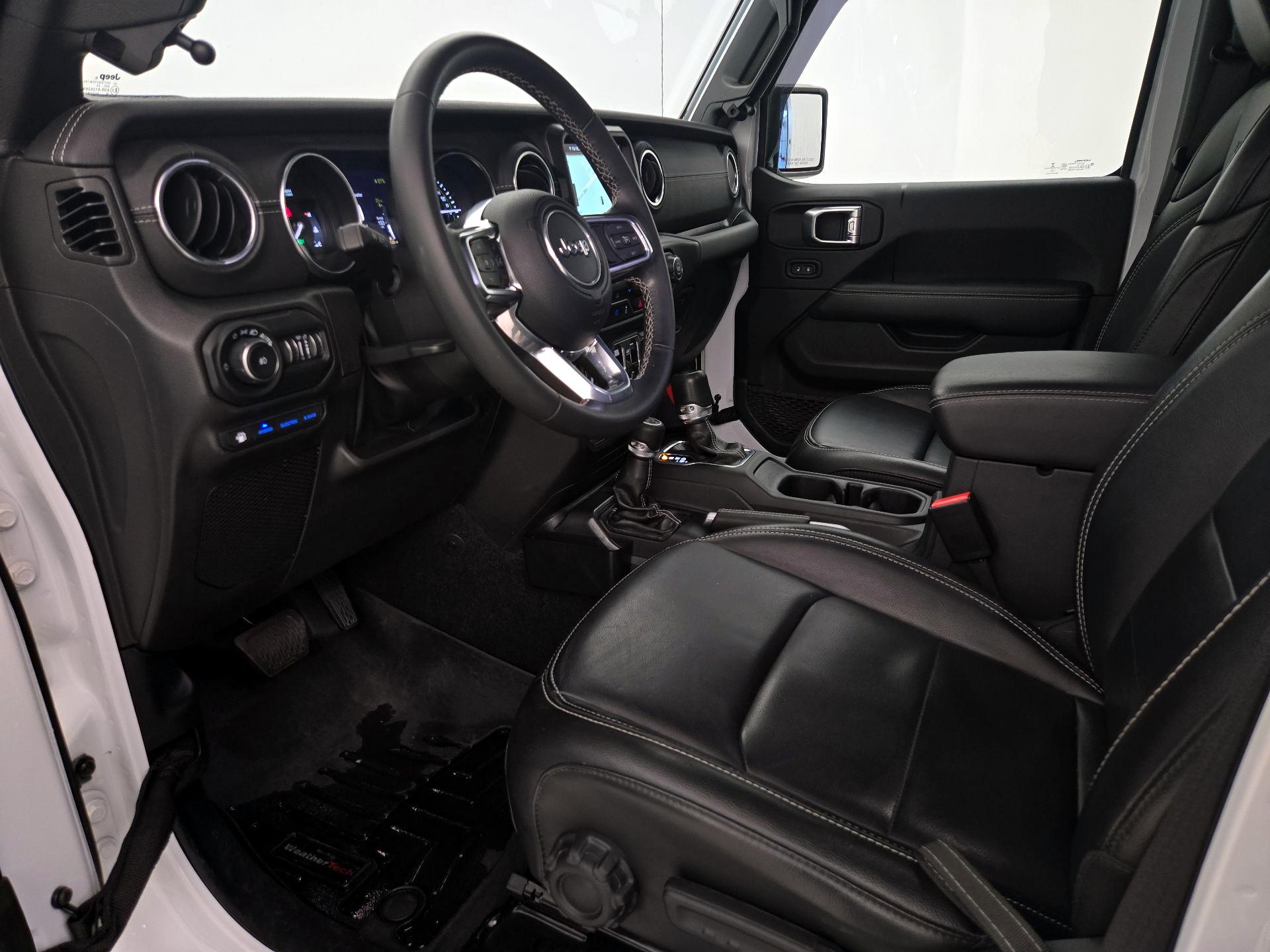 Thumbnail: 2022 Jeep Wrangler - 11