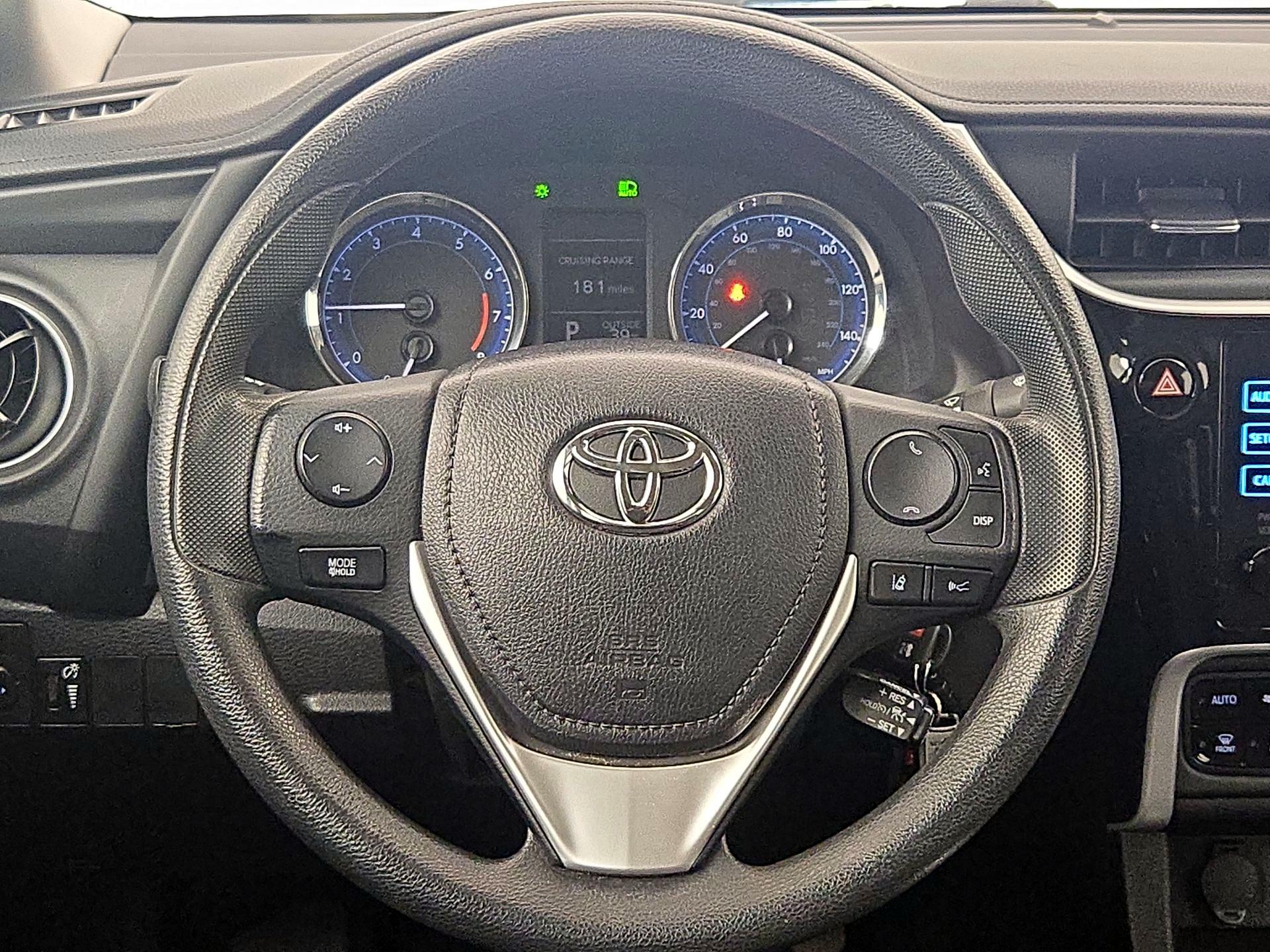 Thumbnail: 2018 Toyota Corolla - 10