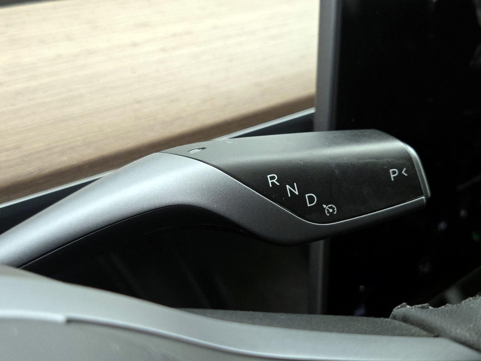 Thumbnail: 2023 Tesla Model 3 - 17