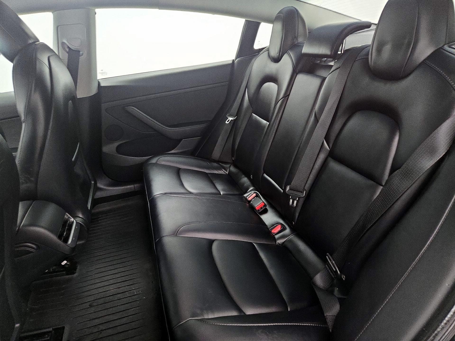 Thumbnail: 2023 Tesla Model 3 - 19