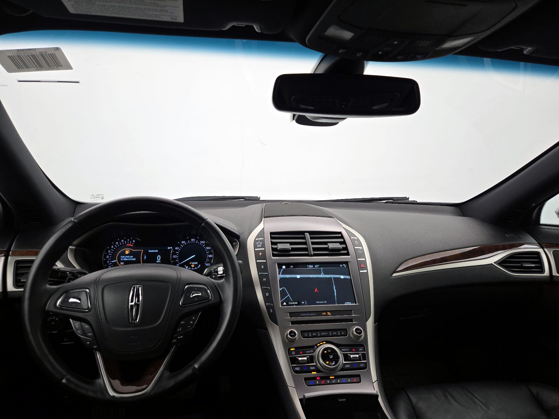 Thumbnail: 2017 Lincoln MKZ - 9