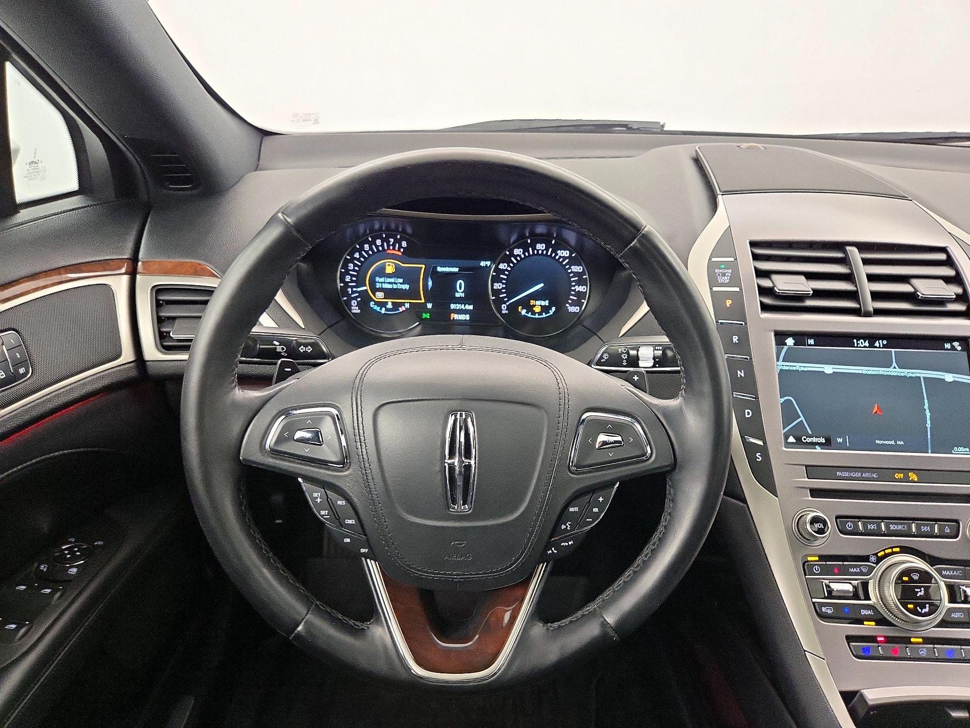 Thumbnail: 2017 Lincoln MKZ - 10