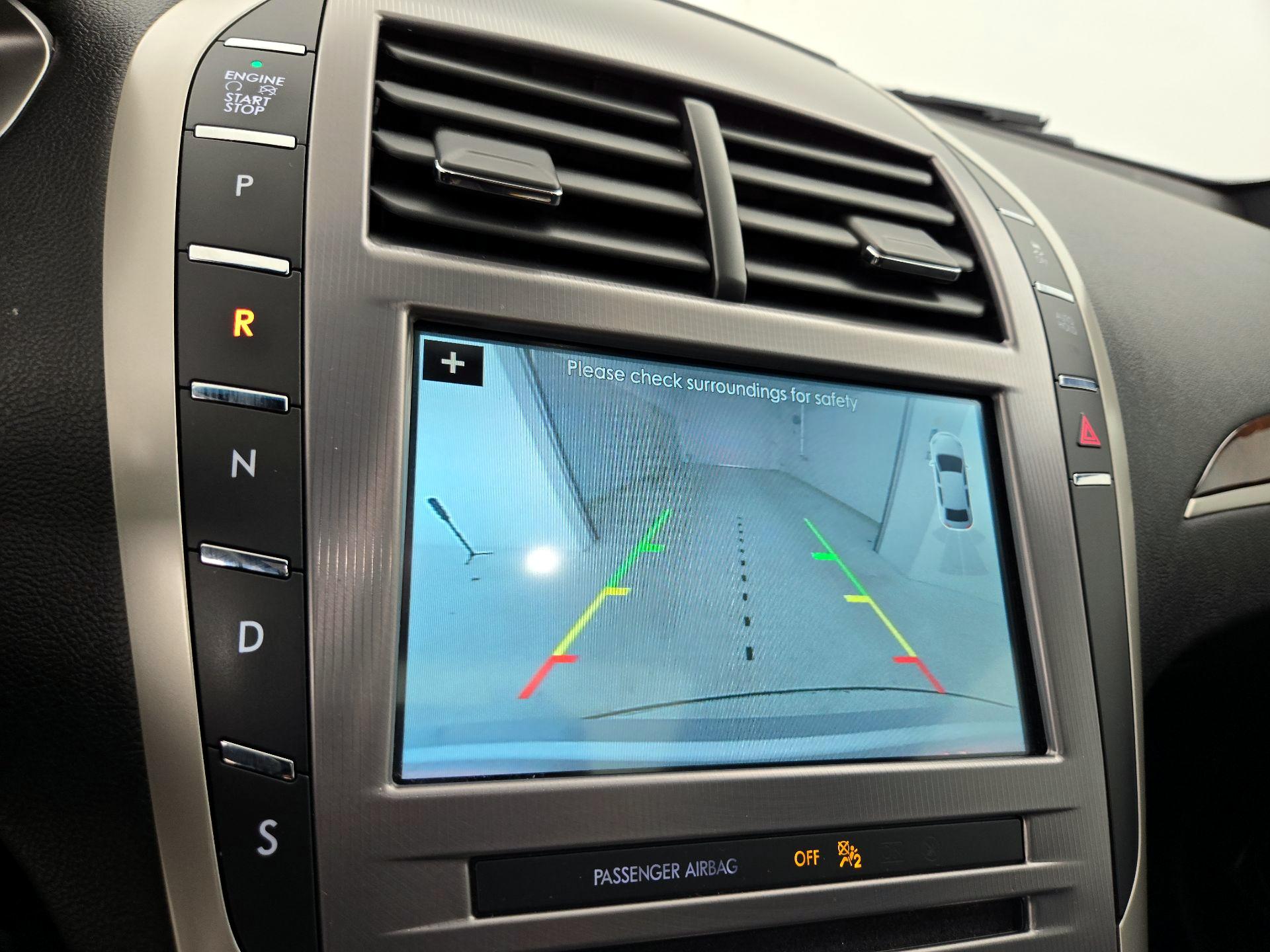 Thumbnail: 2017 Lincoln MKZ - 15