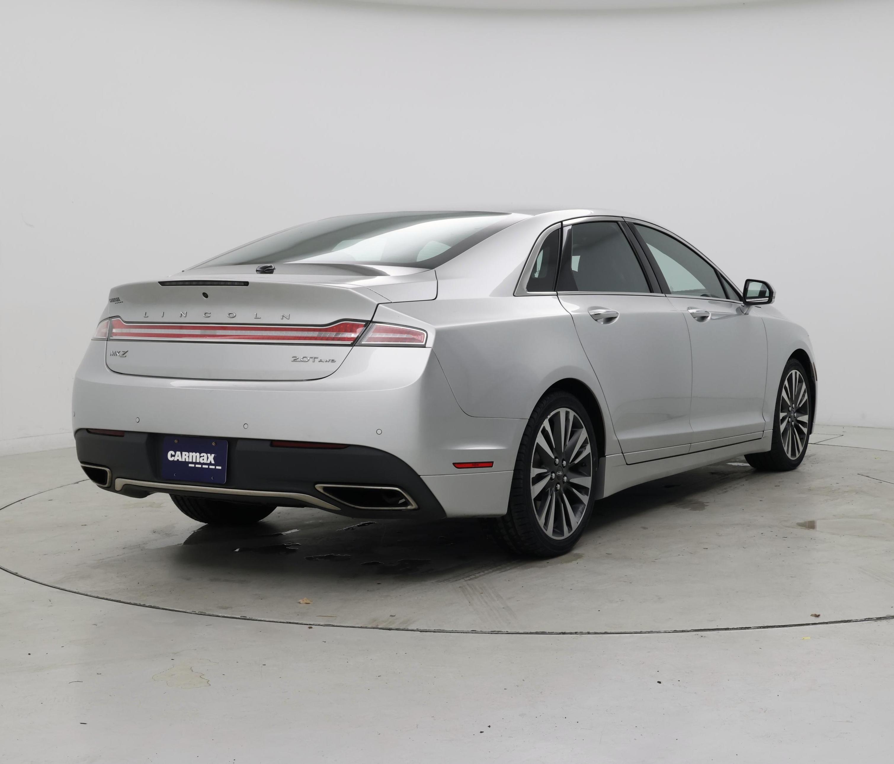Thumbnail: 2017 Lincoln MKZ - 8