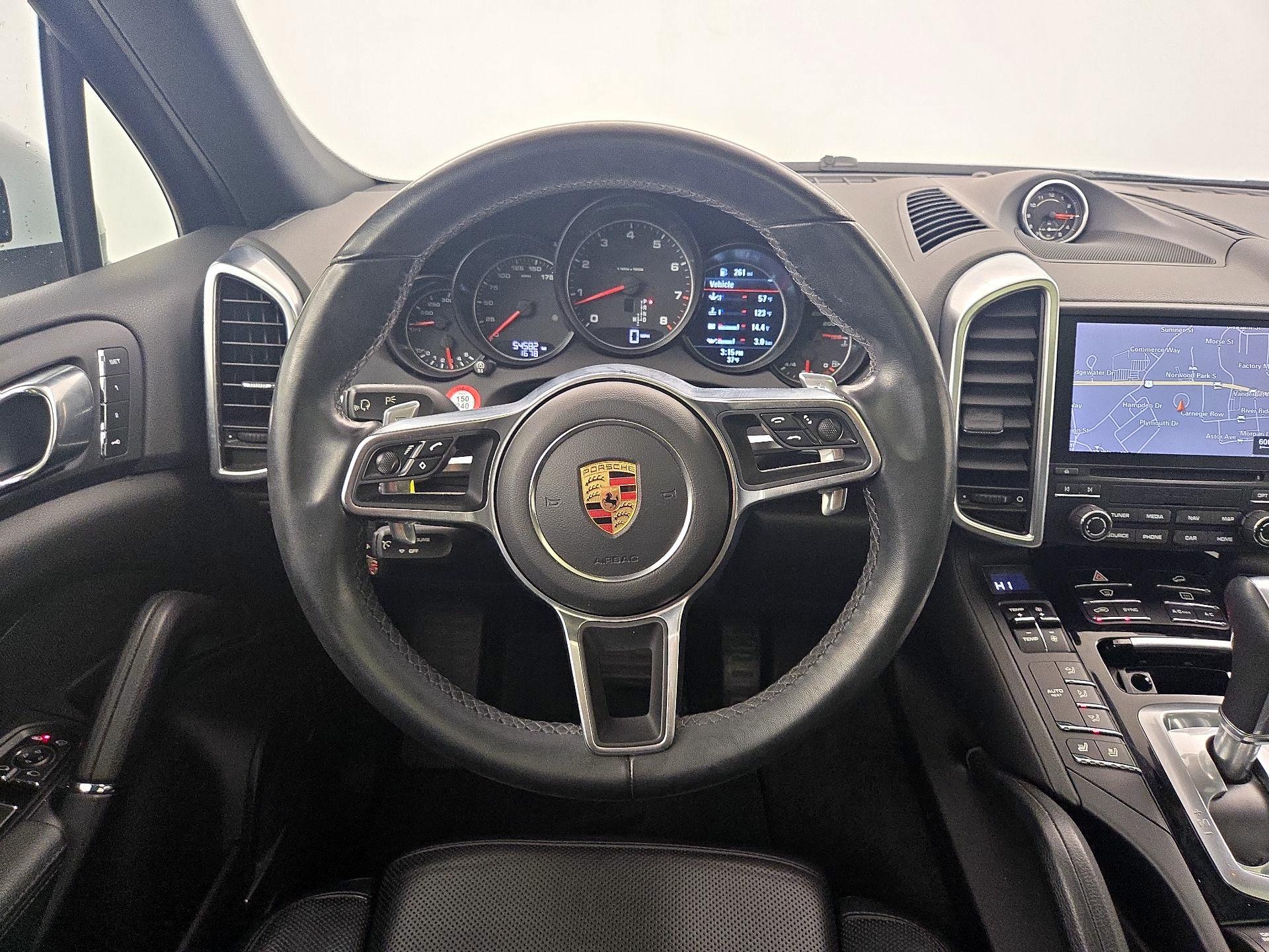 Thumbnail: 2018 Porsche Cayenne - 10