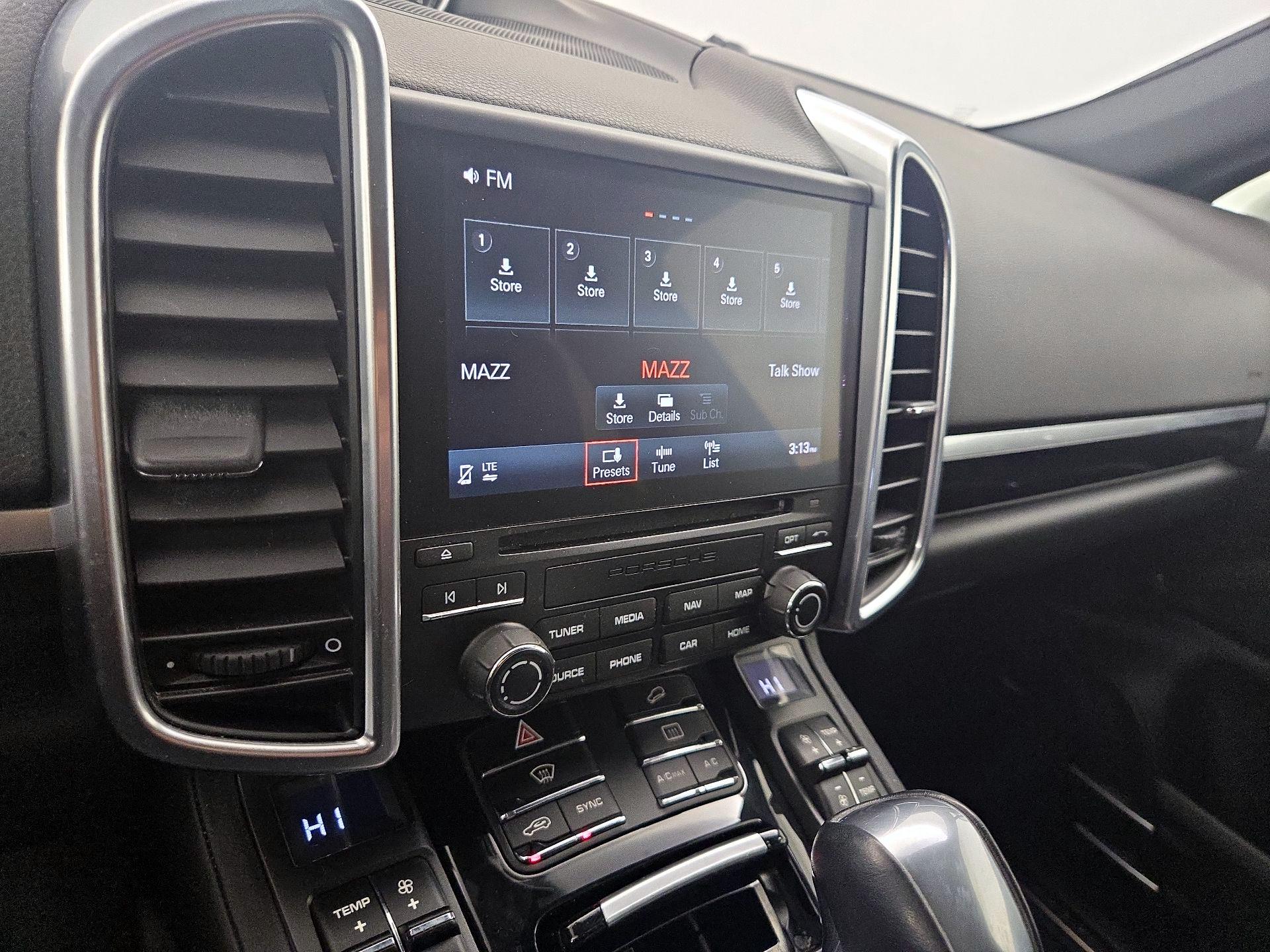 Thumbnail: 2018 Porsche Cayenne - 16