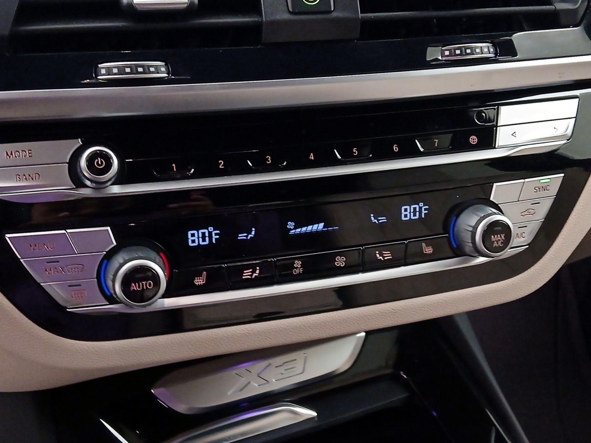 Thumbnail: 2021 BMW X3 - 17