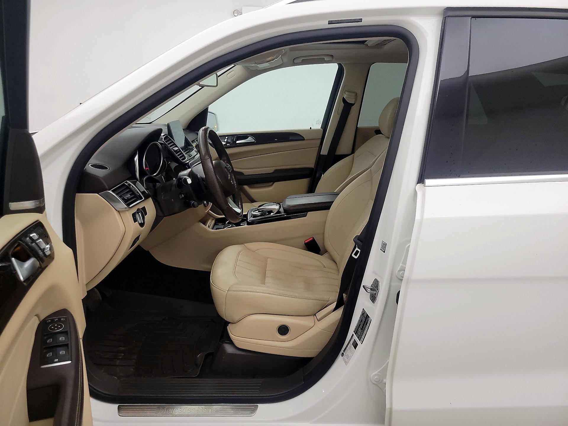 Thumbnail: 2018 Mercedes-Benz GLE - 11