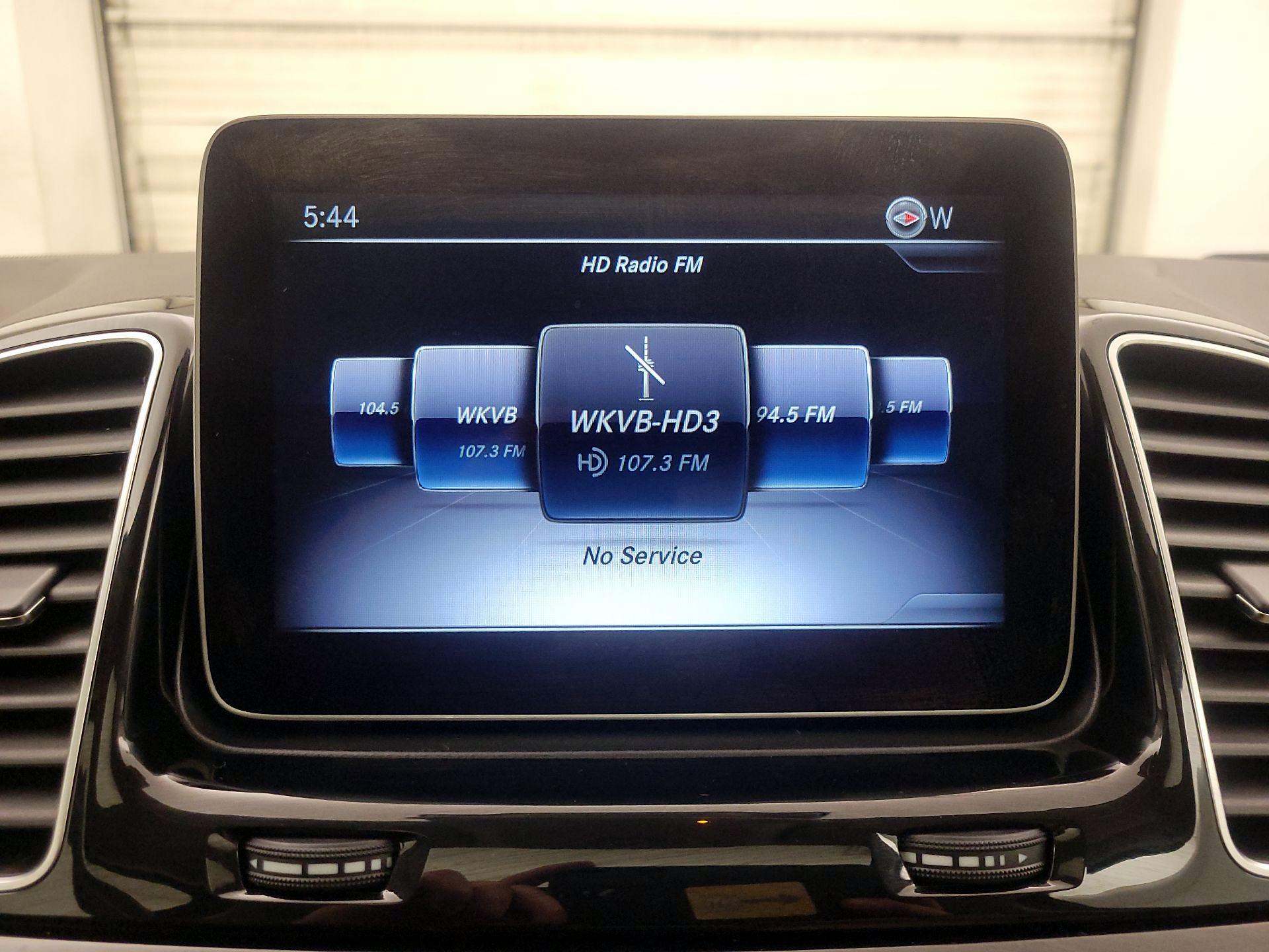 Thumbnail: 2018 Mercedes-Benz GLE - 16