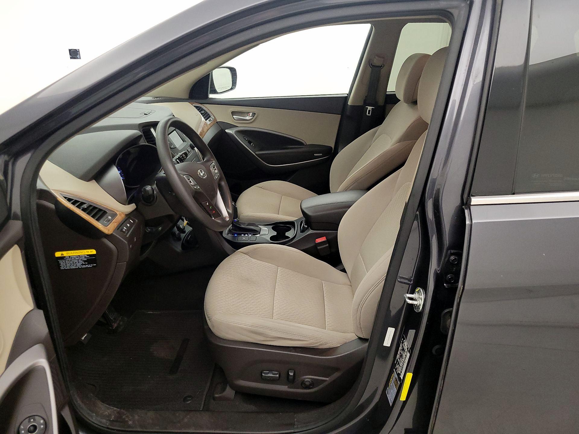 Thumbnail: 2016 Hyundai Santa Fe - 11