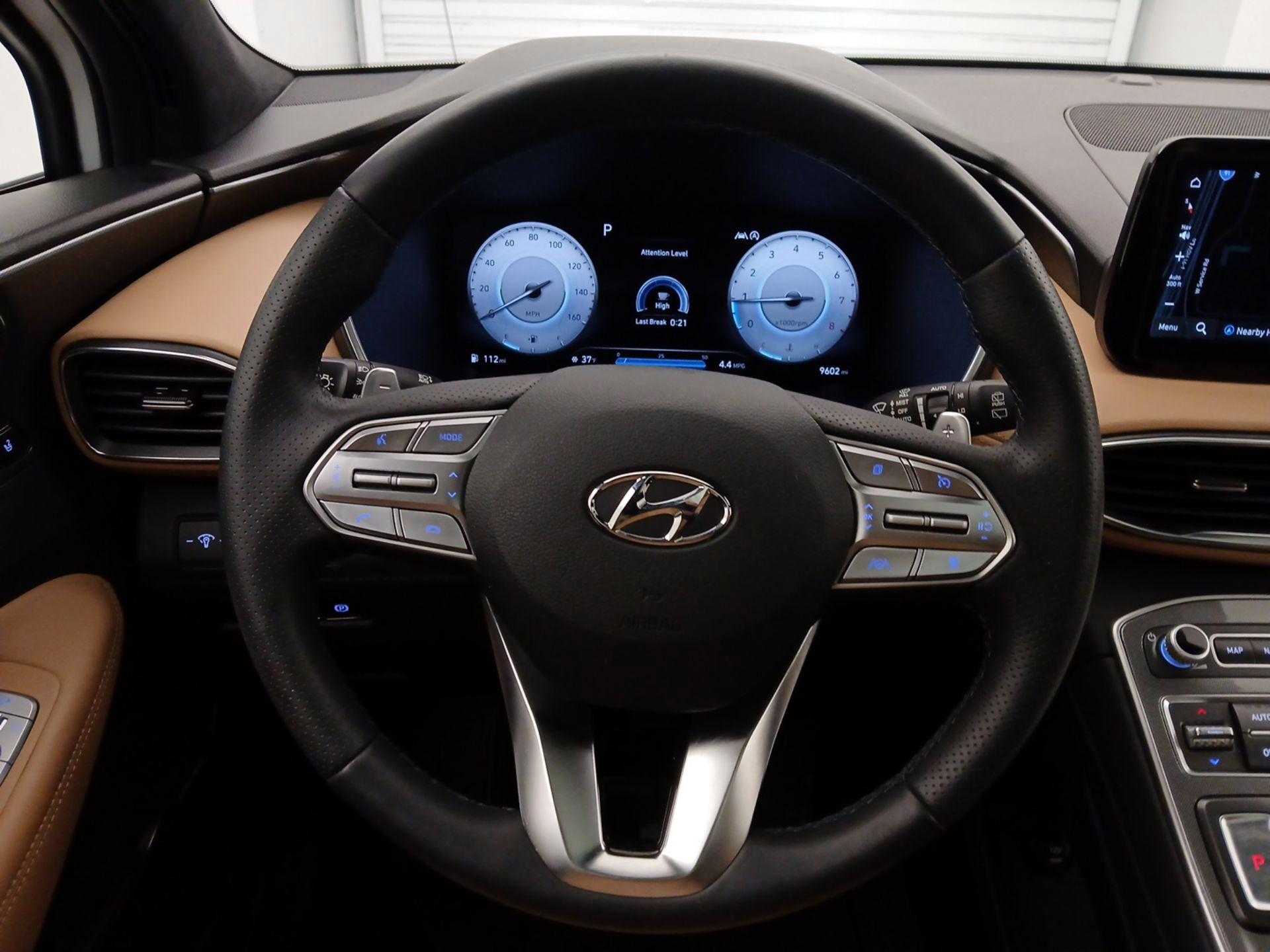 Thumbnail: 2023 Hyundai Santa Fe - 10