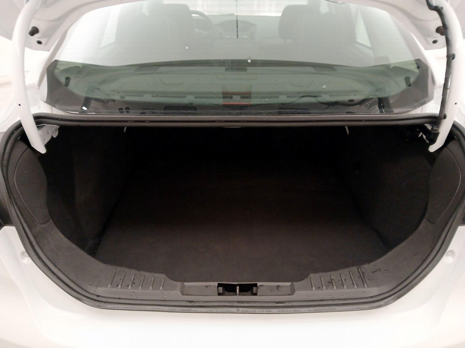 Thumbnail: 2018 Ford Focus - 20