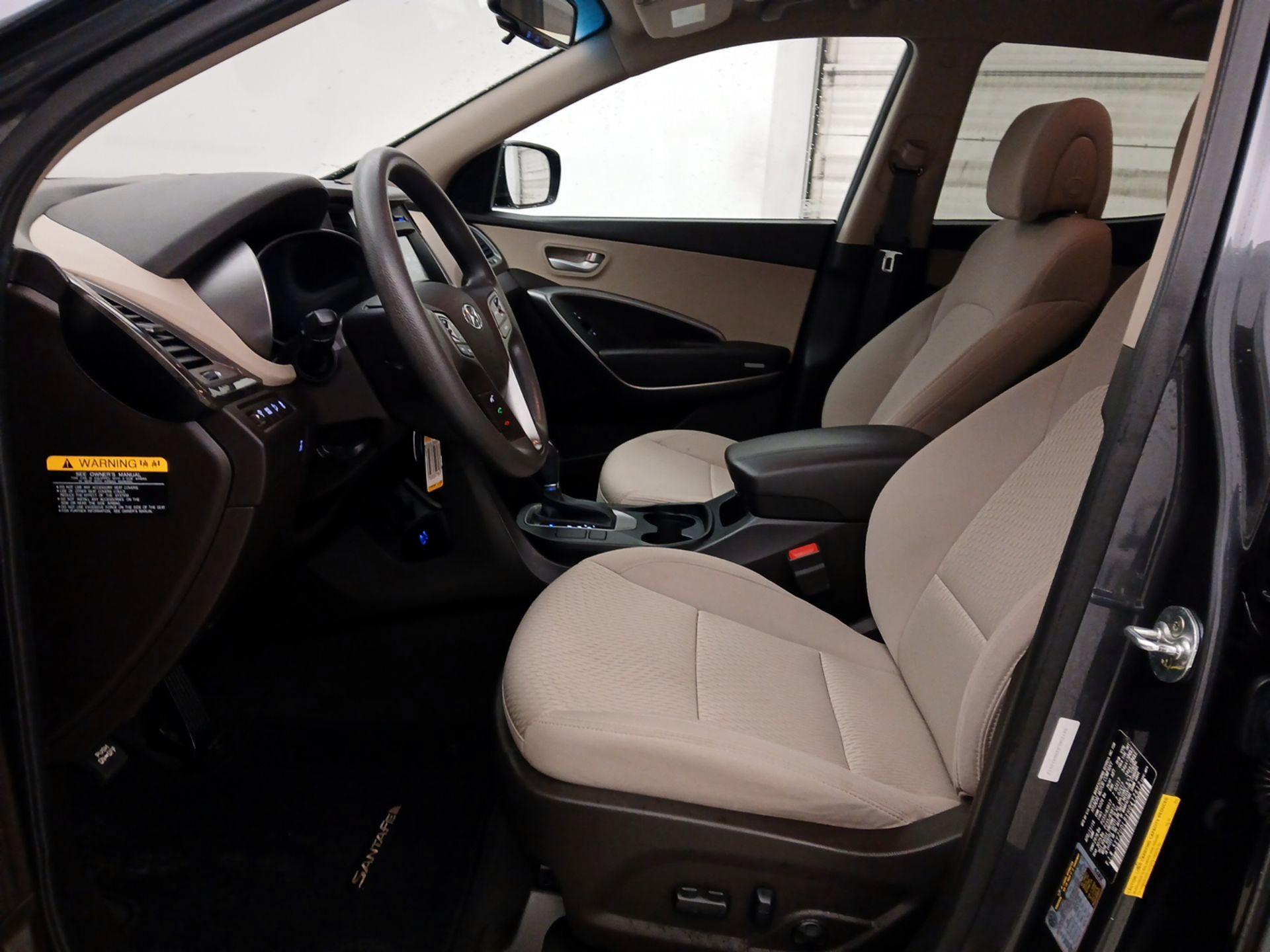 Thumbnail: 2017 Hyundai Santa Fe - 11