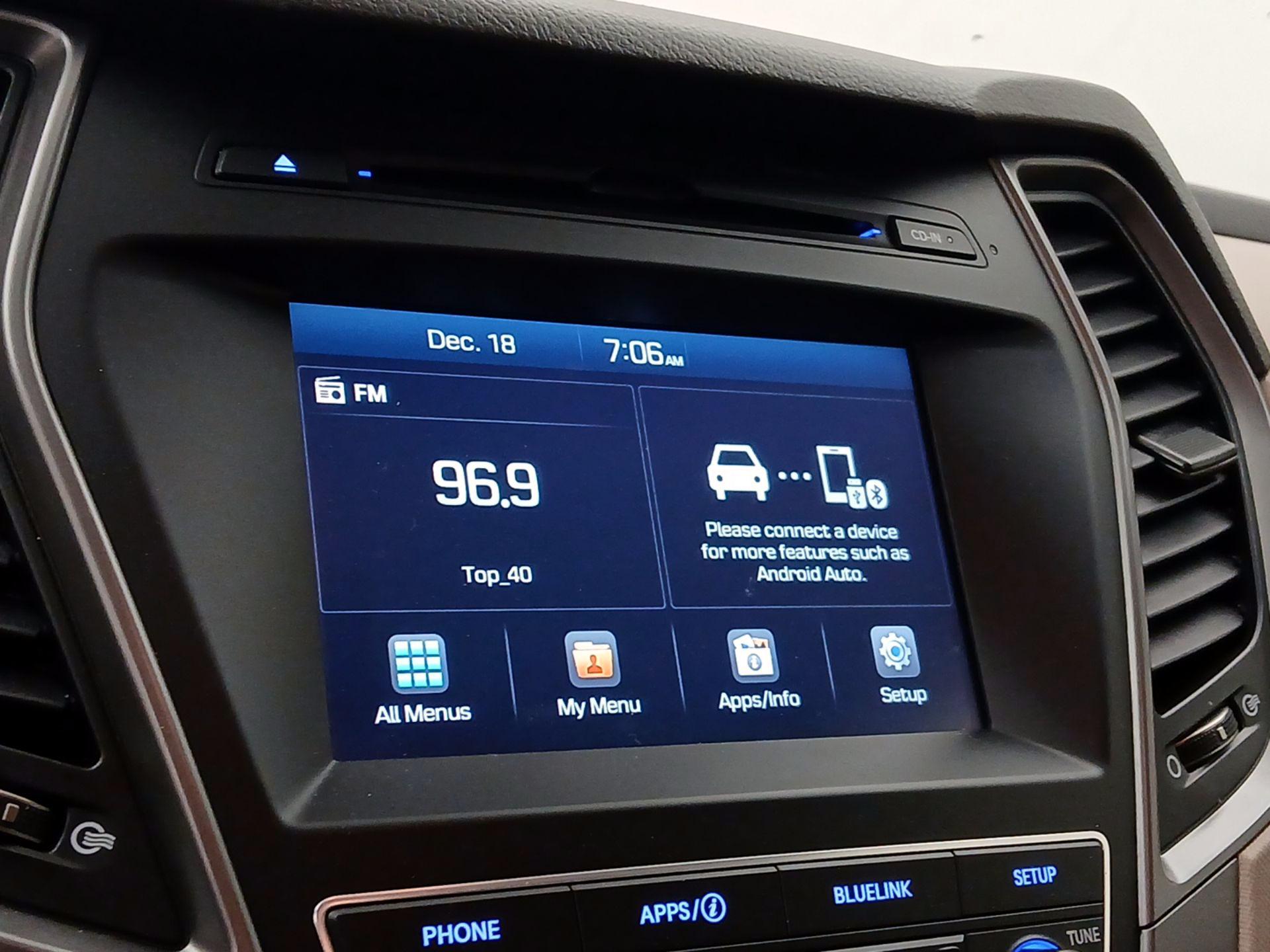 Thumbnail: 2017 Hyundai Santa Fe - 15