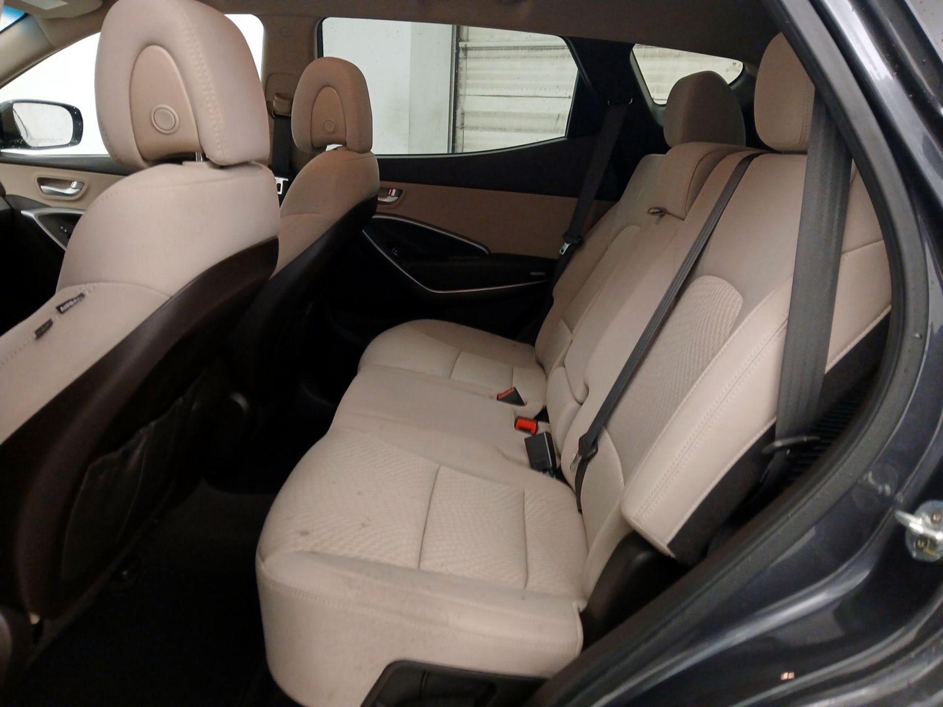 Thumbnail: 2017 Hyundai Santa Fe - 19