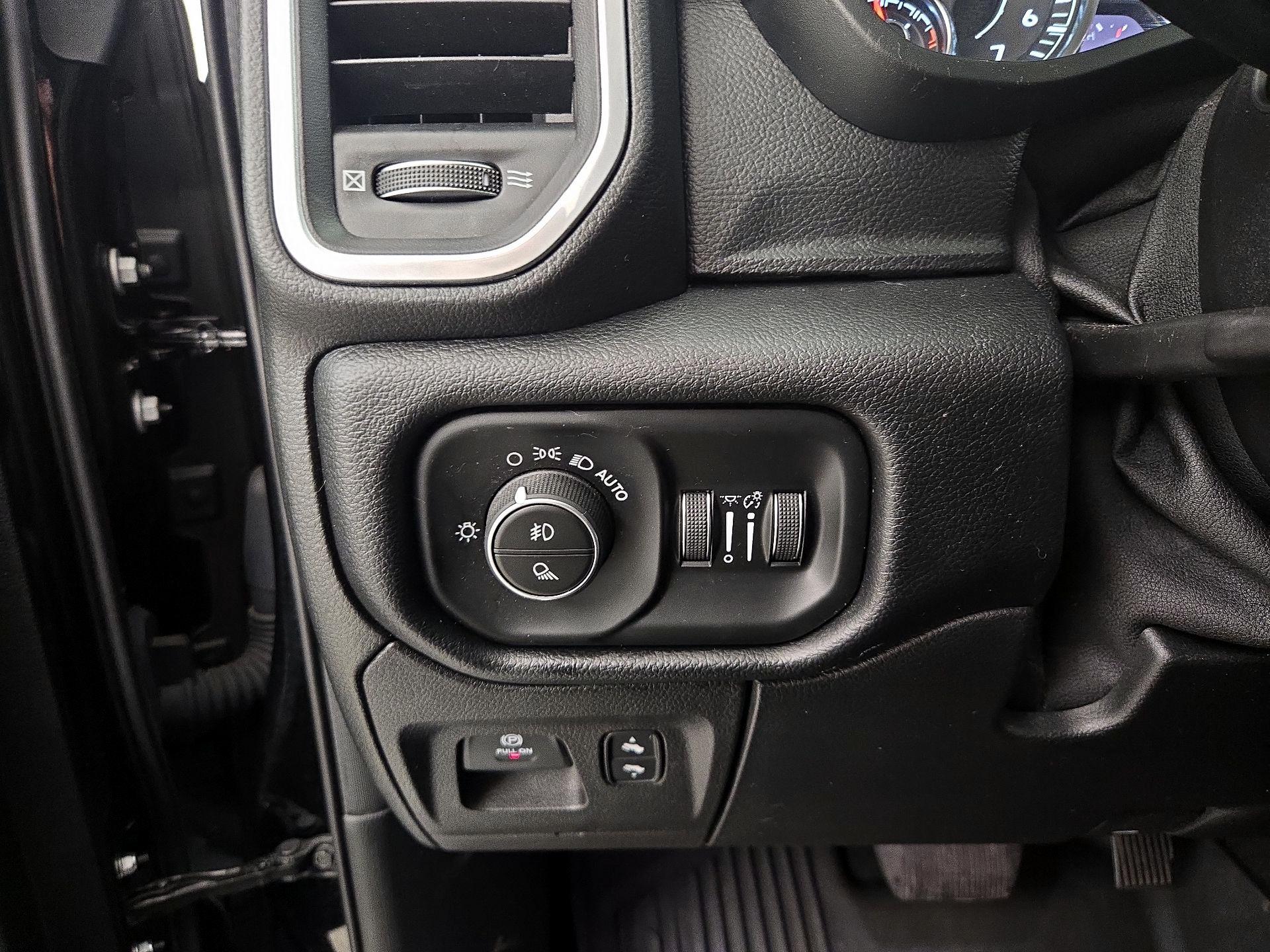 Thumbnail: 2020 RAM 1500 - 13