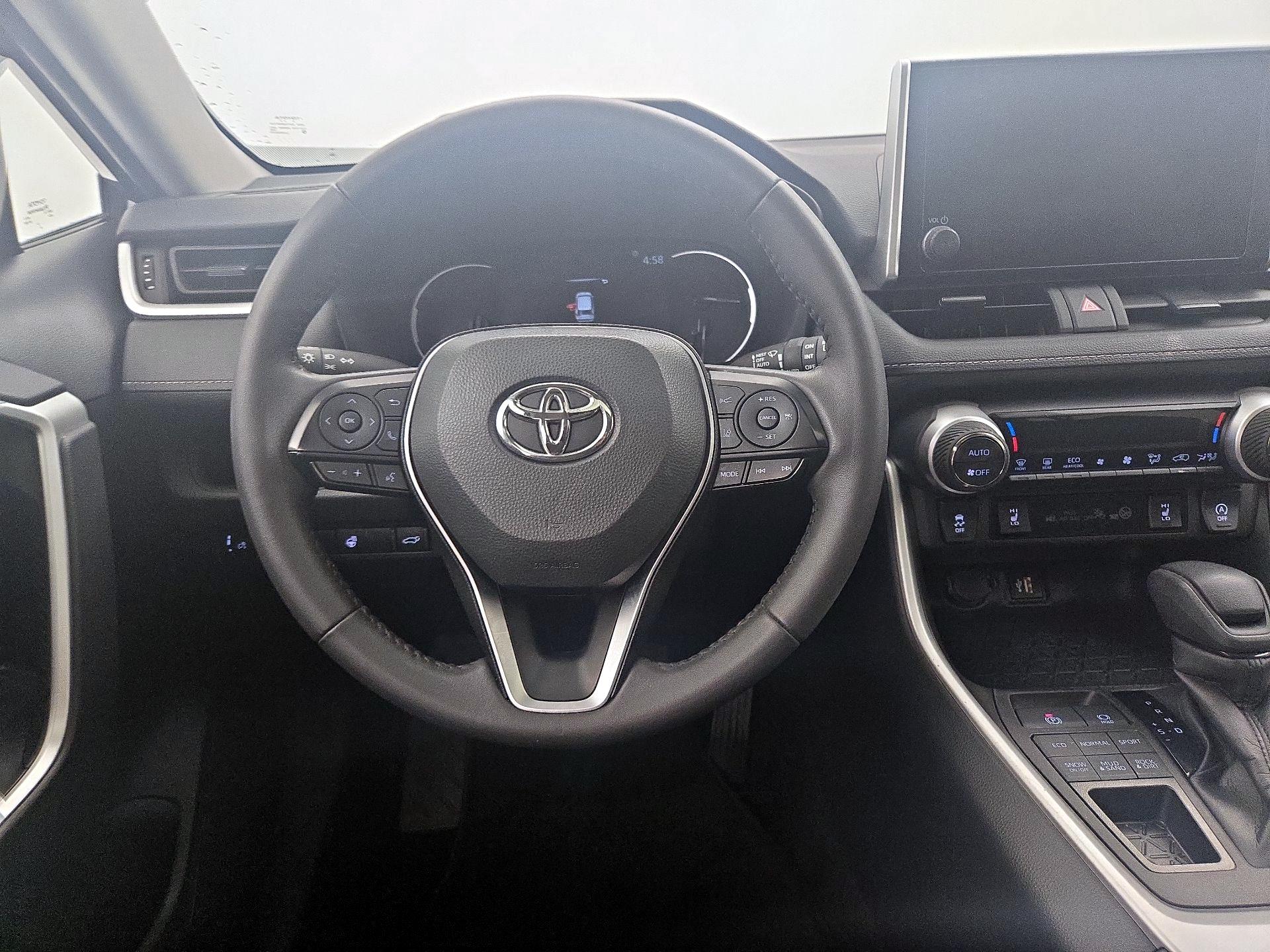 Thumbnail: 2024 Toyota RAV4 - 10