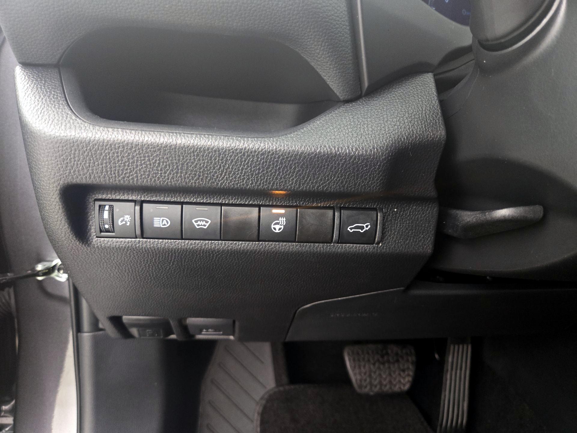 Thumbnail: 2024 Toyota RAV4 - 13