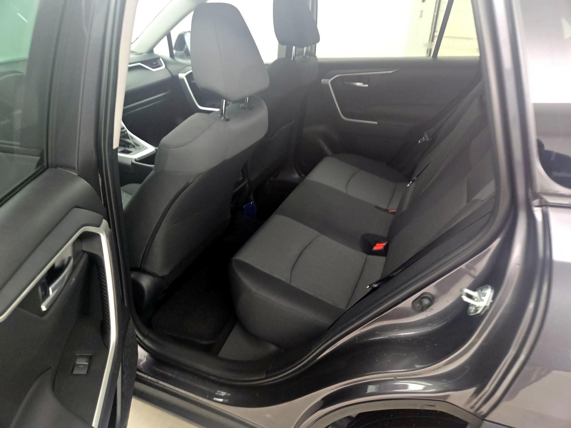 Thumbnail: 2024 Toyota RAV4 - 20