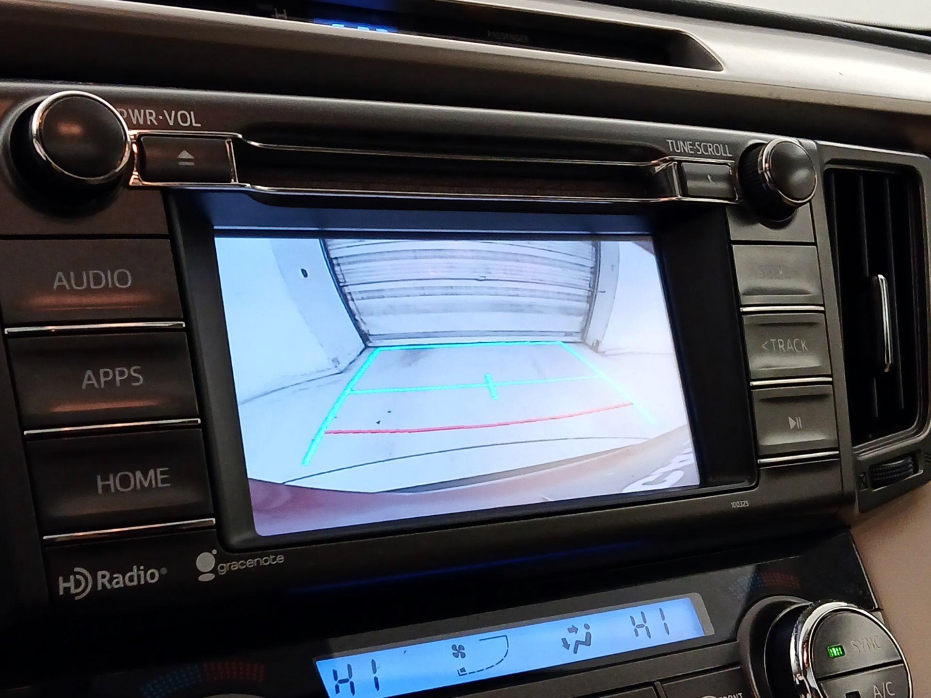 Thumbnail: 2015 Toyota RAV4 - 14