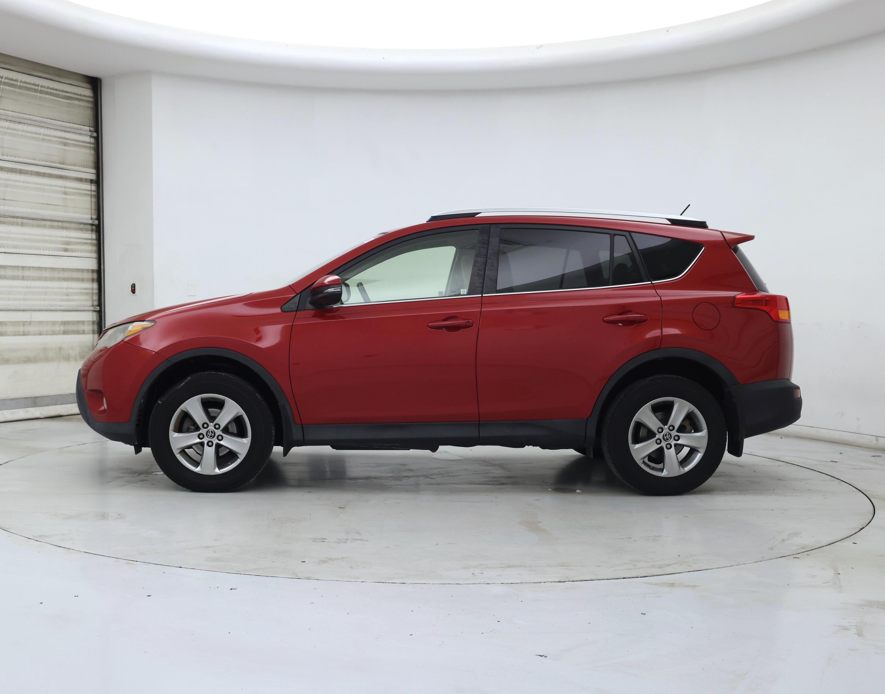 Thumbnail: 2015 Toyota RAV4 - 3