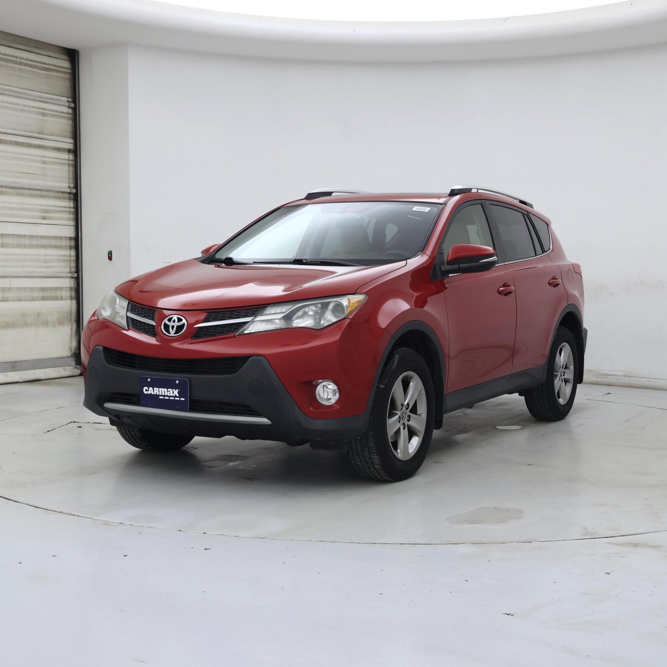 Thumbnail: 2015 Toyota RAV4 - 4