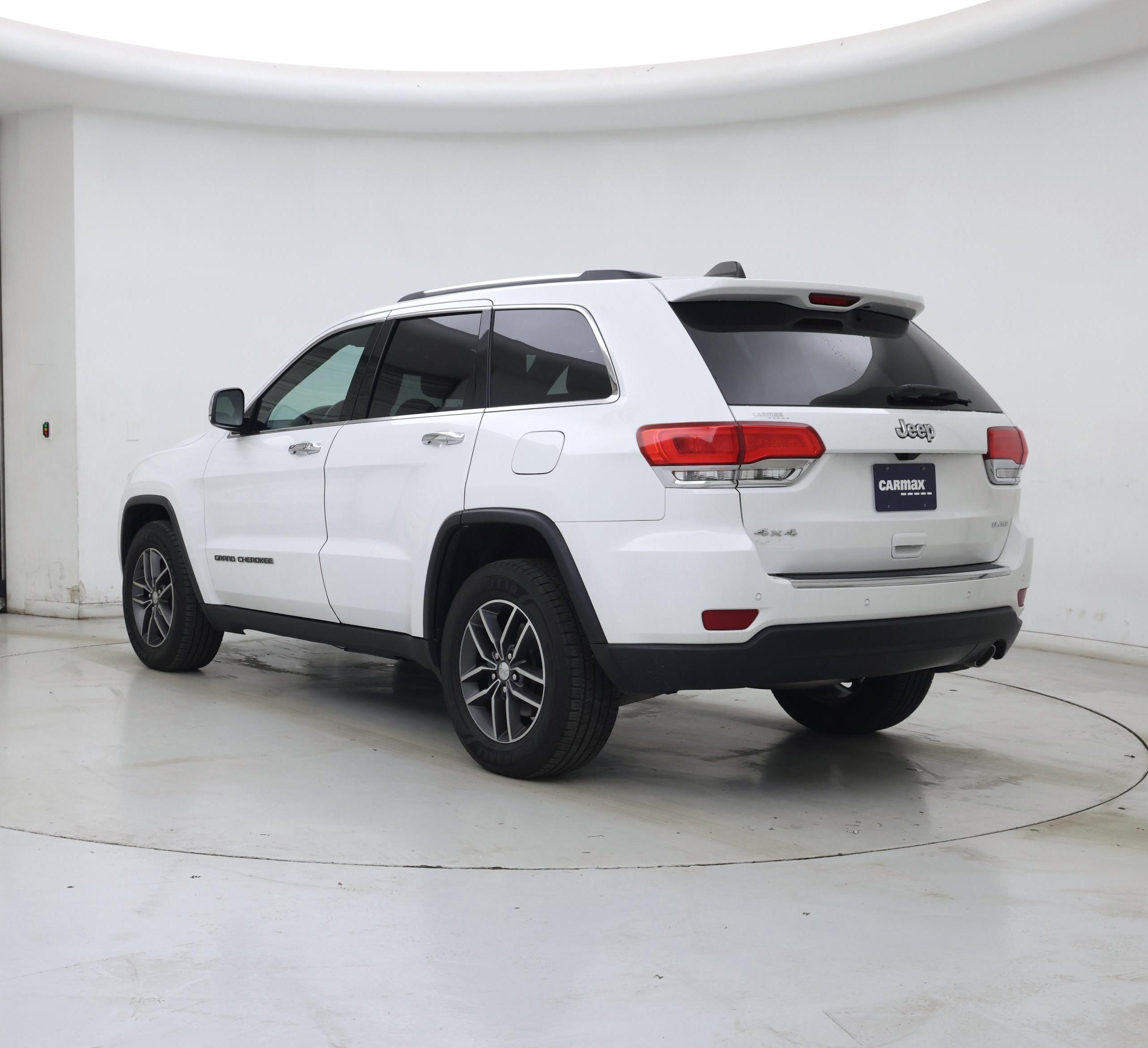 Thumbnail: 2017 Jeep Grand Cherokee - 2