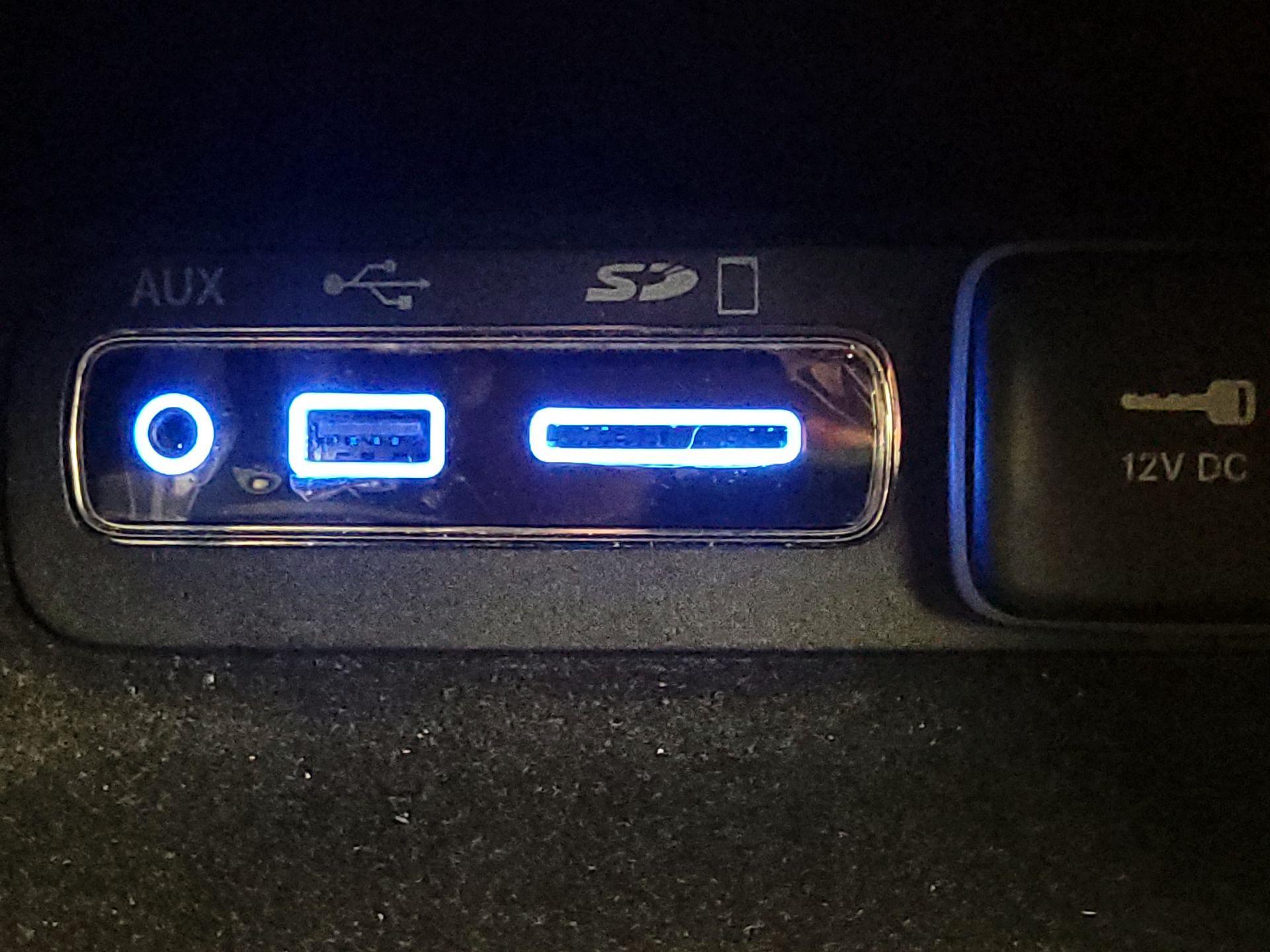 Thumbnail: 2017 Jeep Grand Cherokee - 19