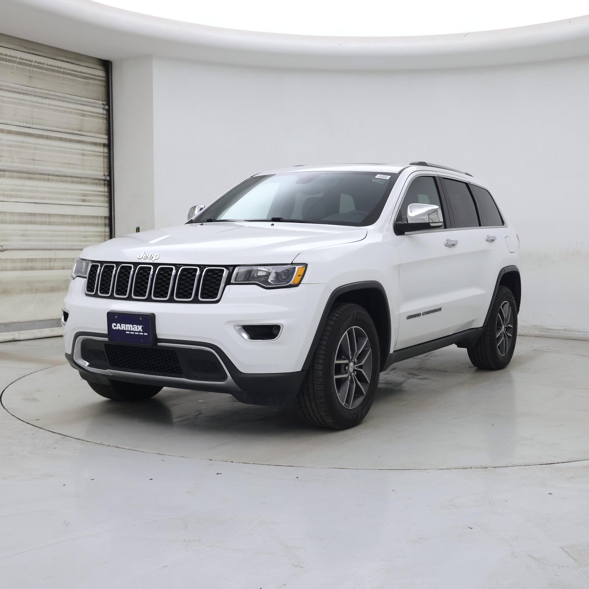 Thumbnail: 2017 Jeep Grand Cherokee - 4