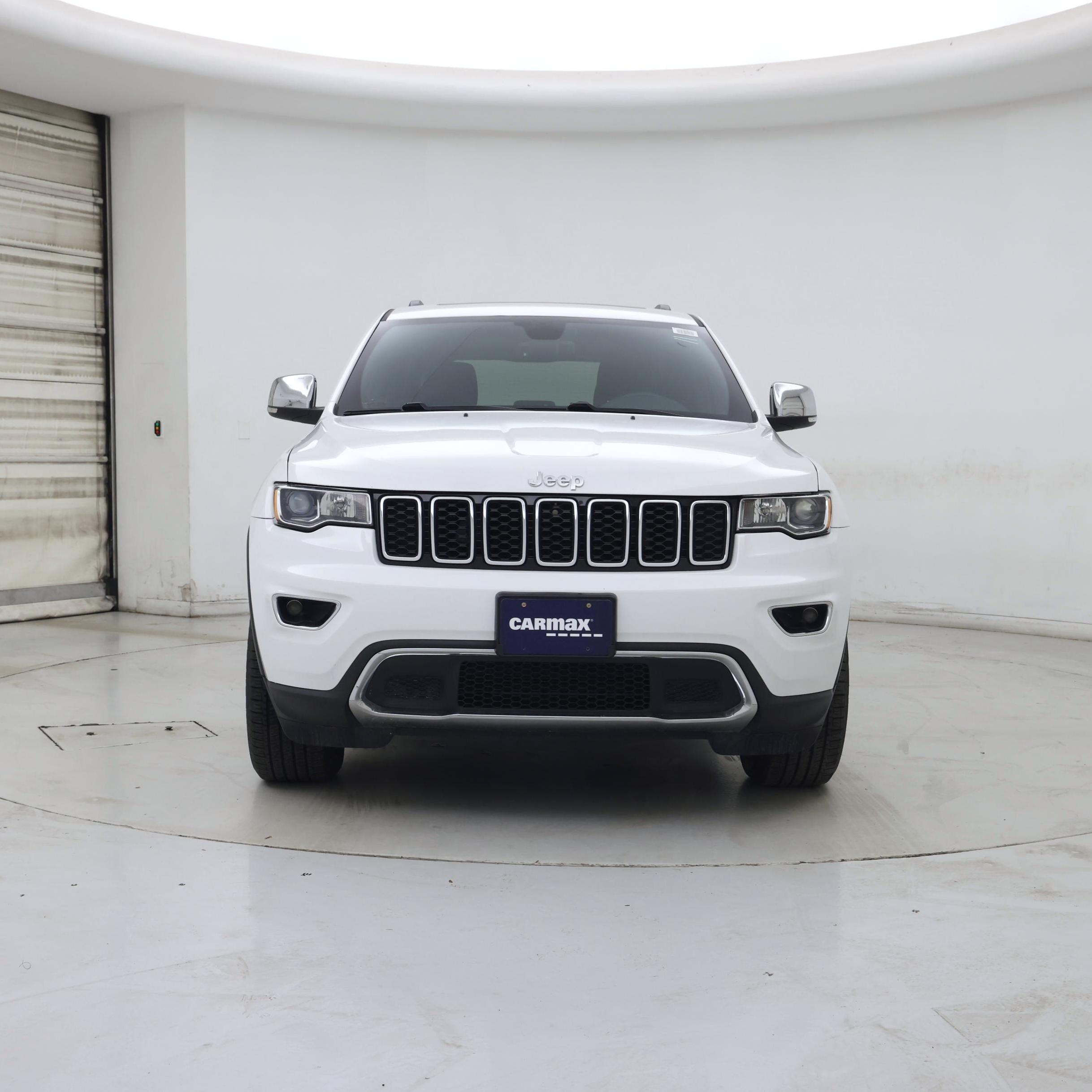 Thumbnail: 2017 Jeep Grand Cherokee - 5