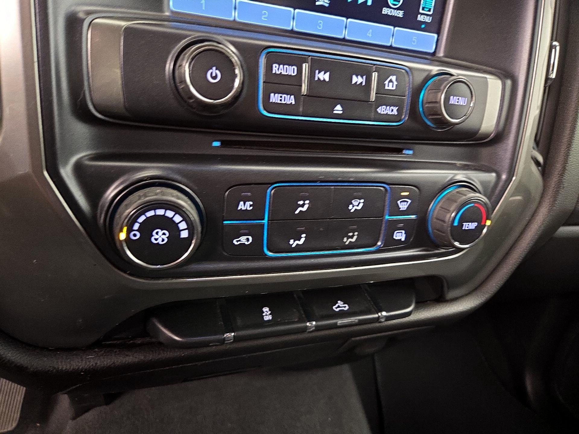 Thumbnail: 2019 Chevrolet Silverado 1500 - 16