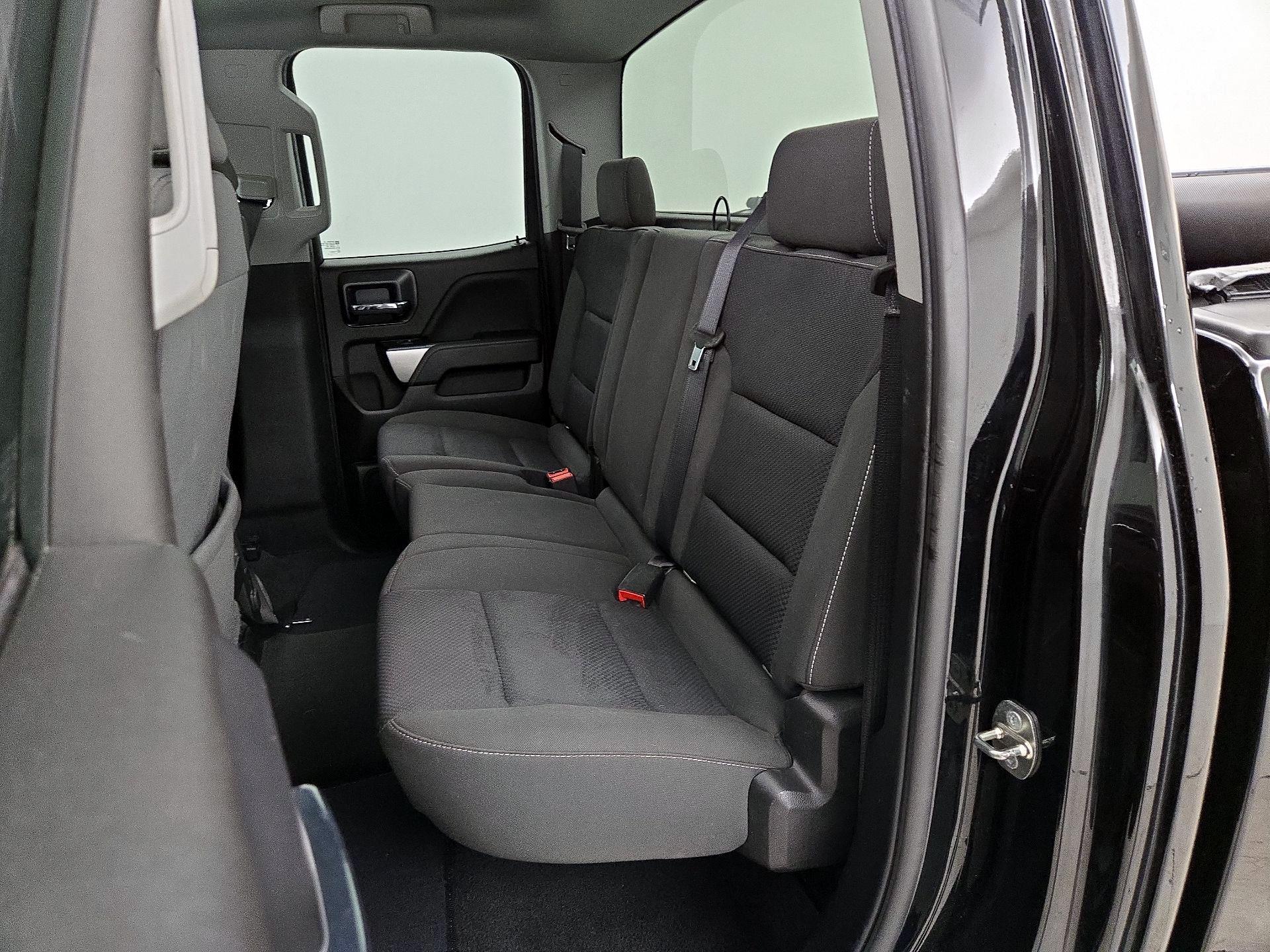 Thumbnail: 2019 Chevrolet Silverado 1500 - 19