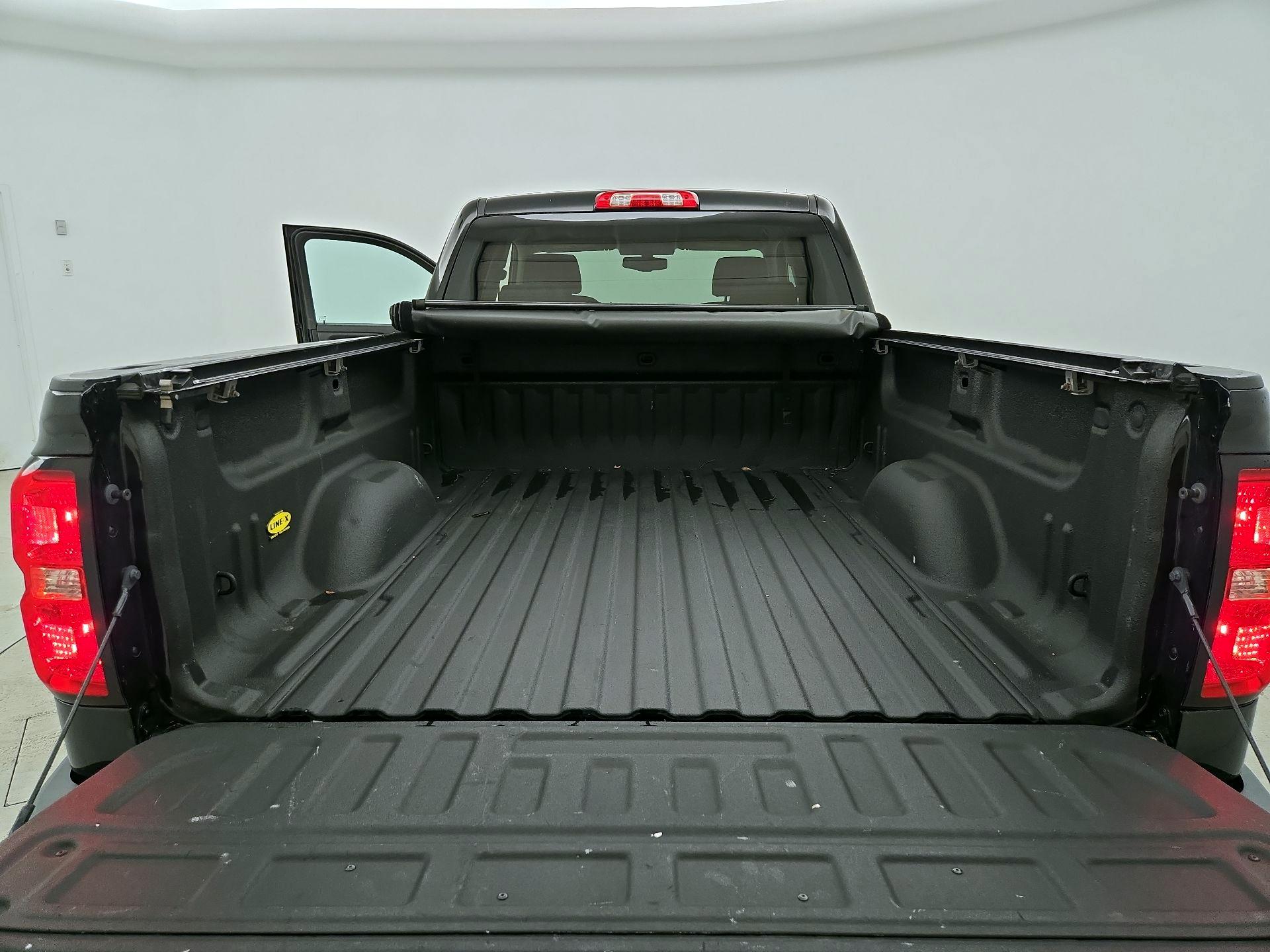 Thumbnail: 2019 Chevrolet Silverado 1500 - 20