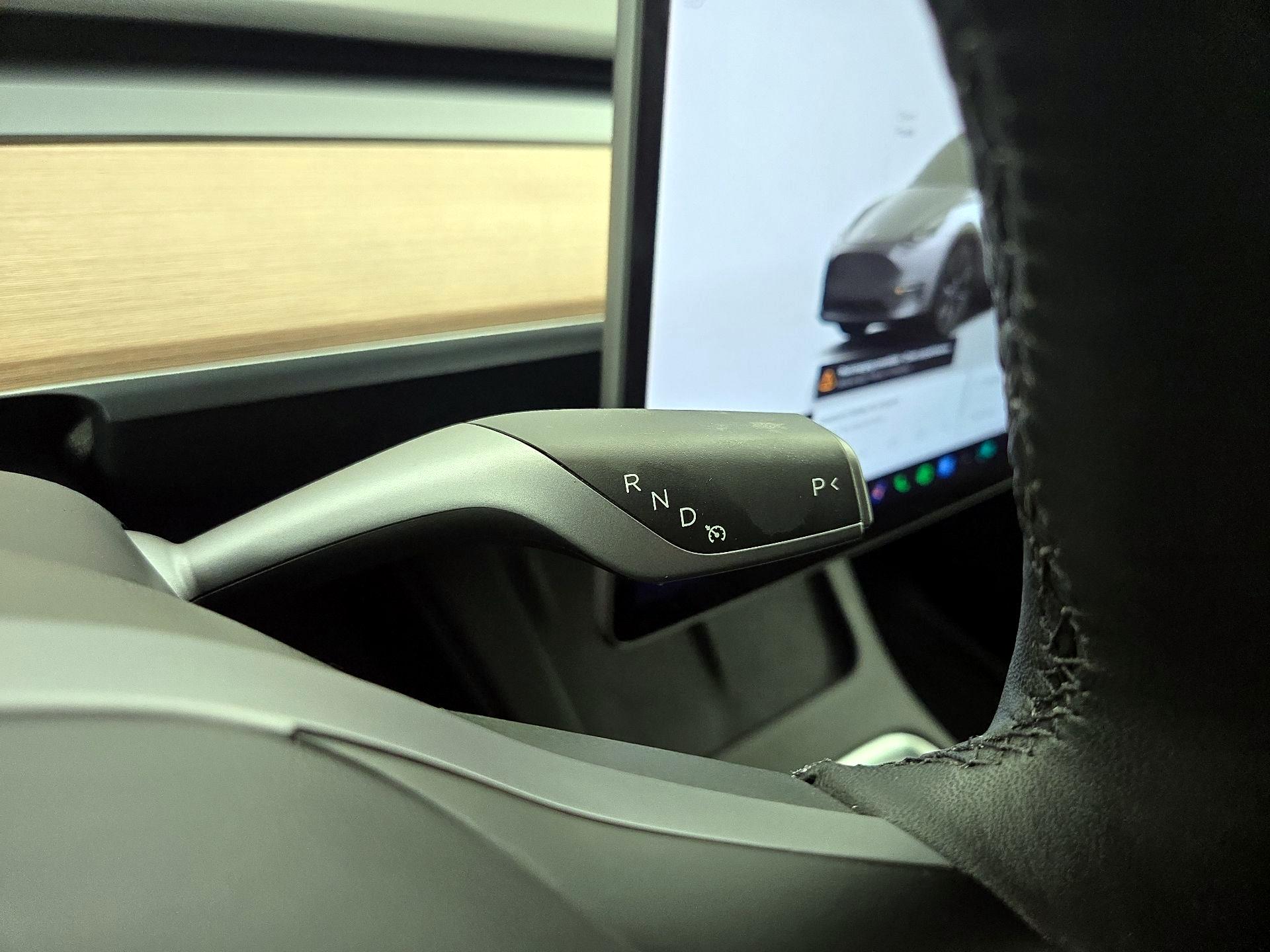 Thumbnail: 2024 Tesla Model Y - 17