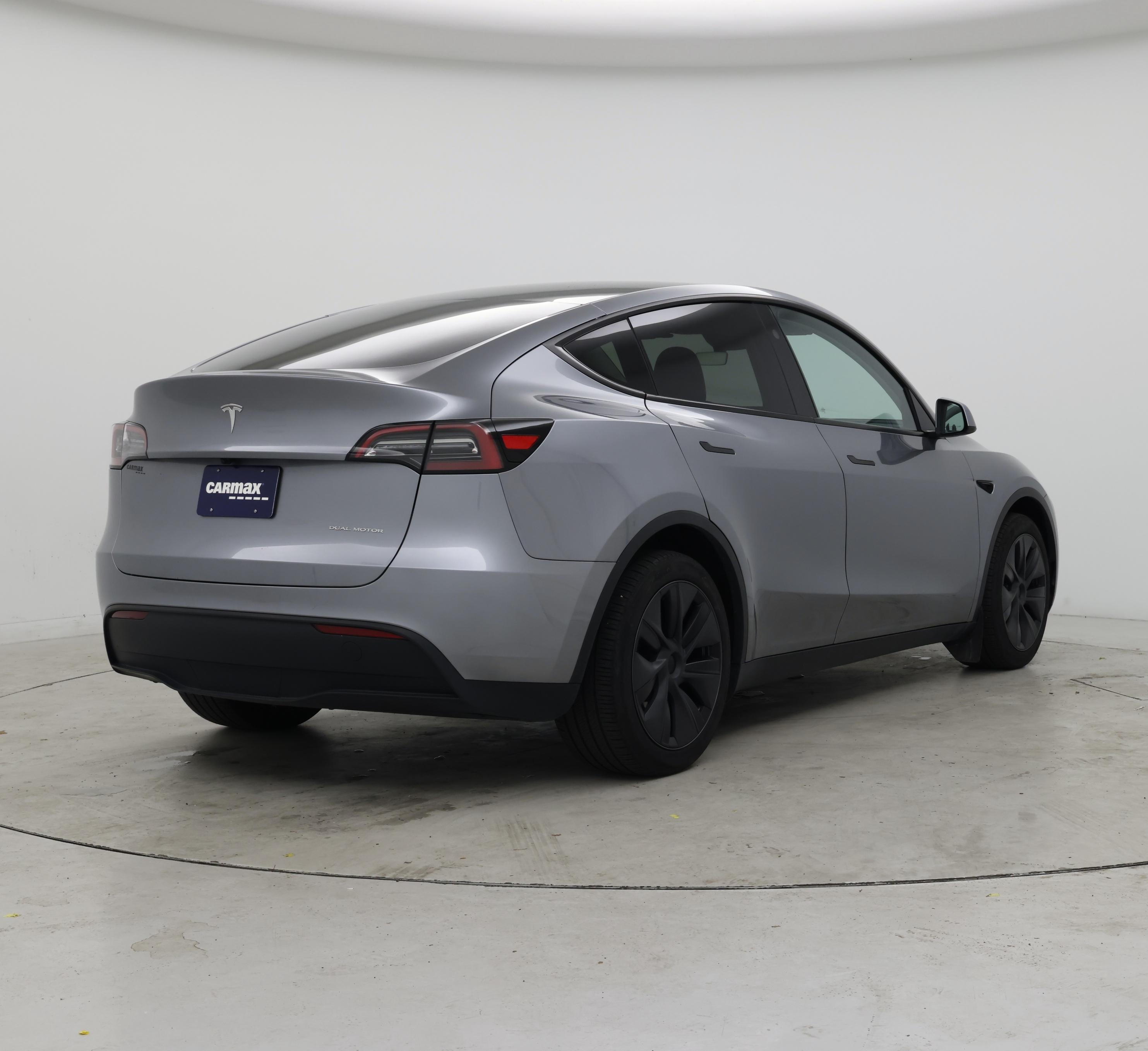Thumbnail: 2024 Tesla Model Y - 8