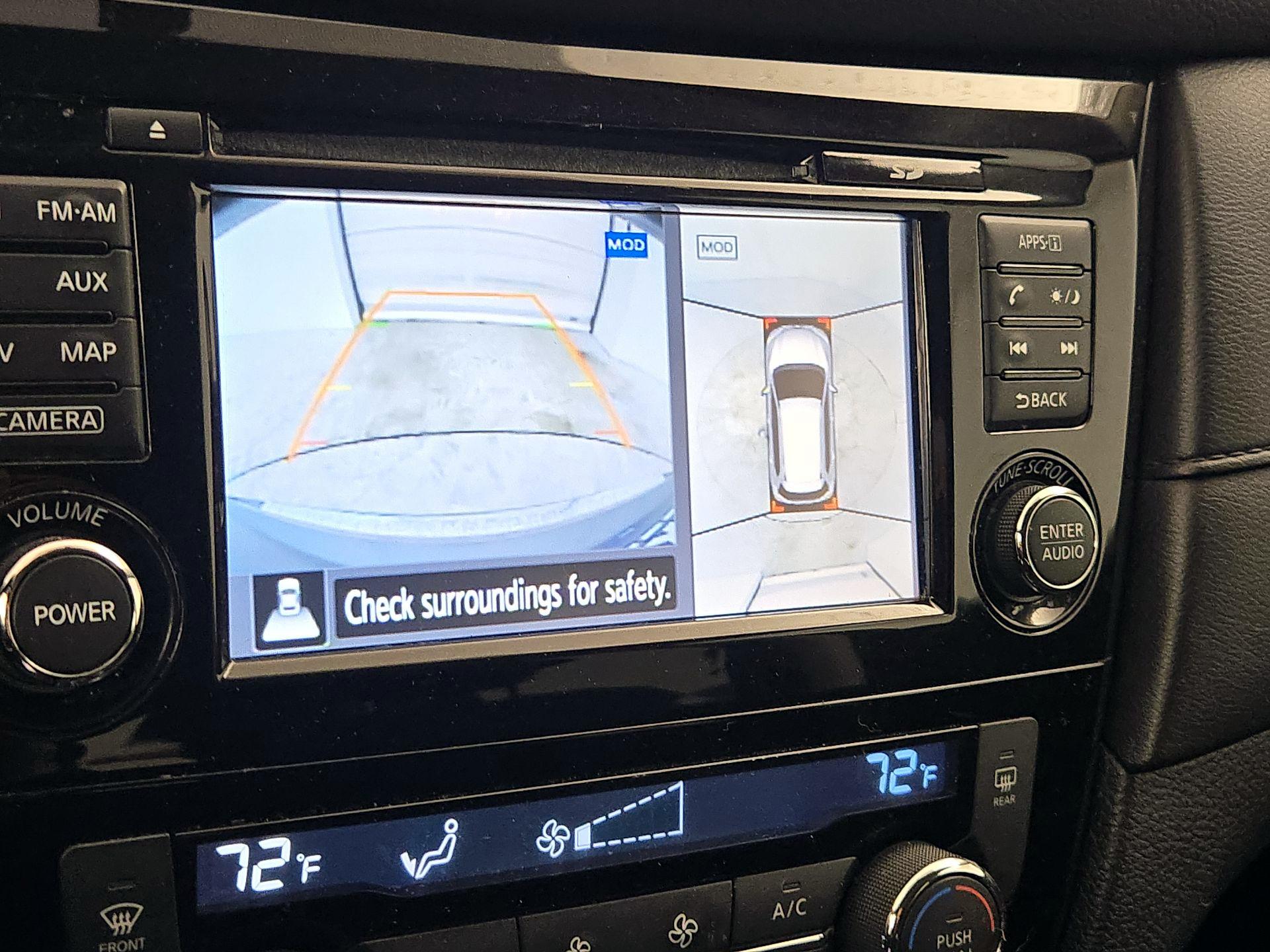 Thumbnail: 2017 Nissan Rogue - 15