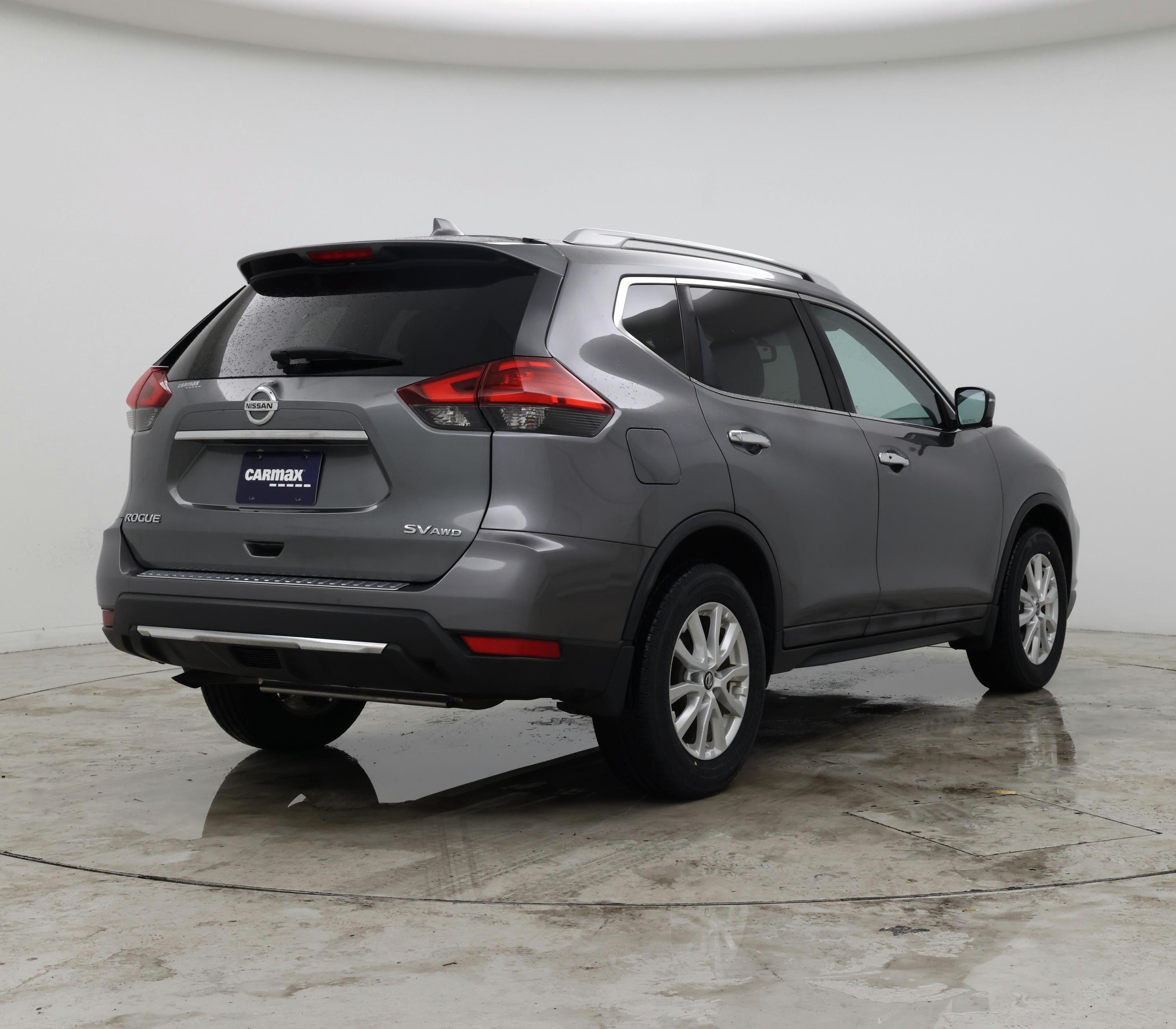 Thumbnail: 2017 Nissan Rogue - 8