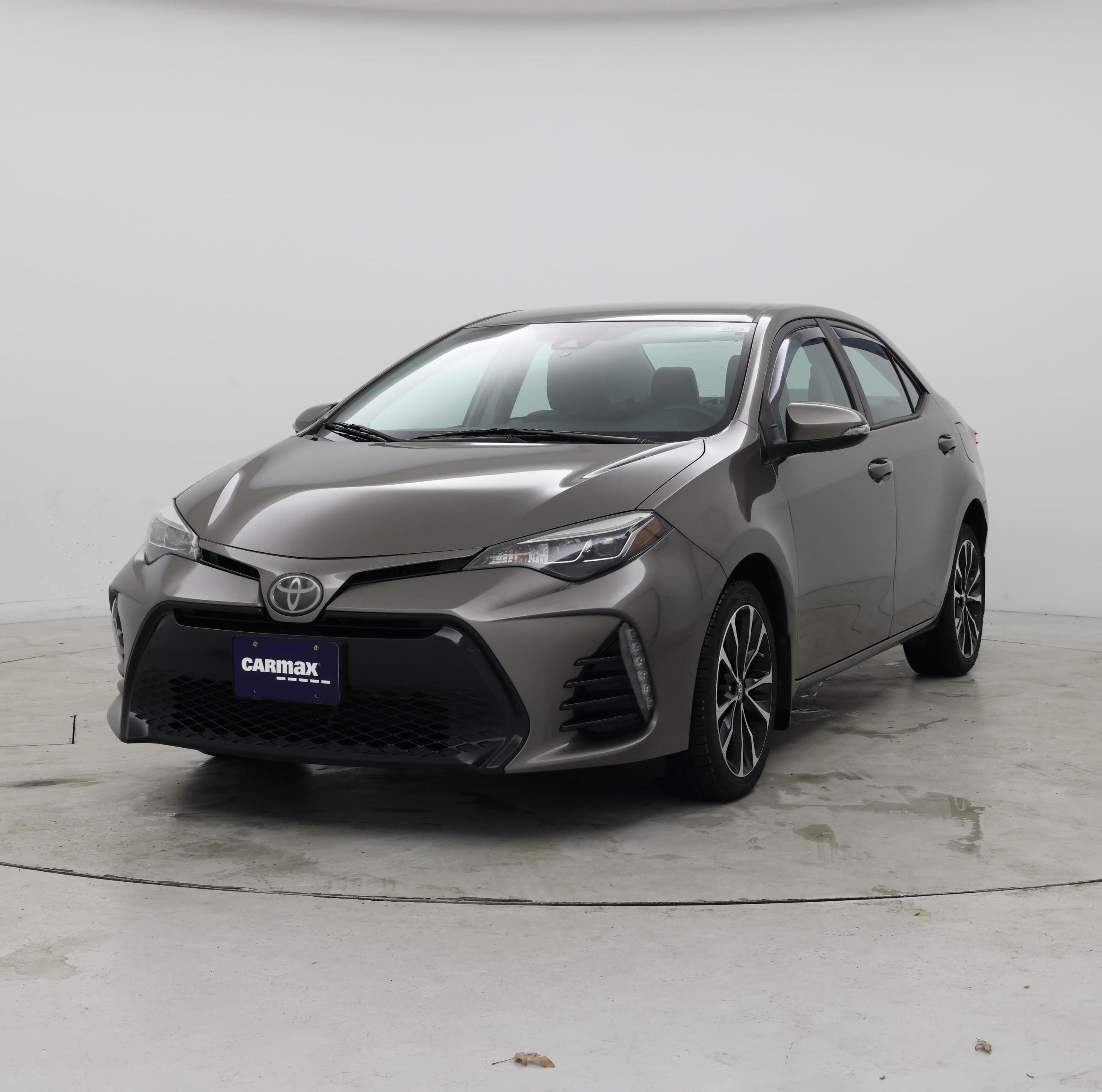 Thumbnail: 2018 Toyota Corolla - 4